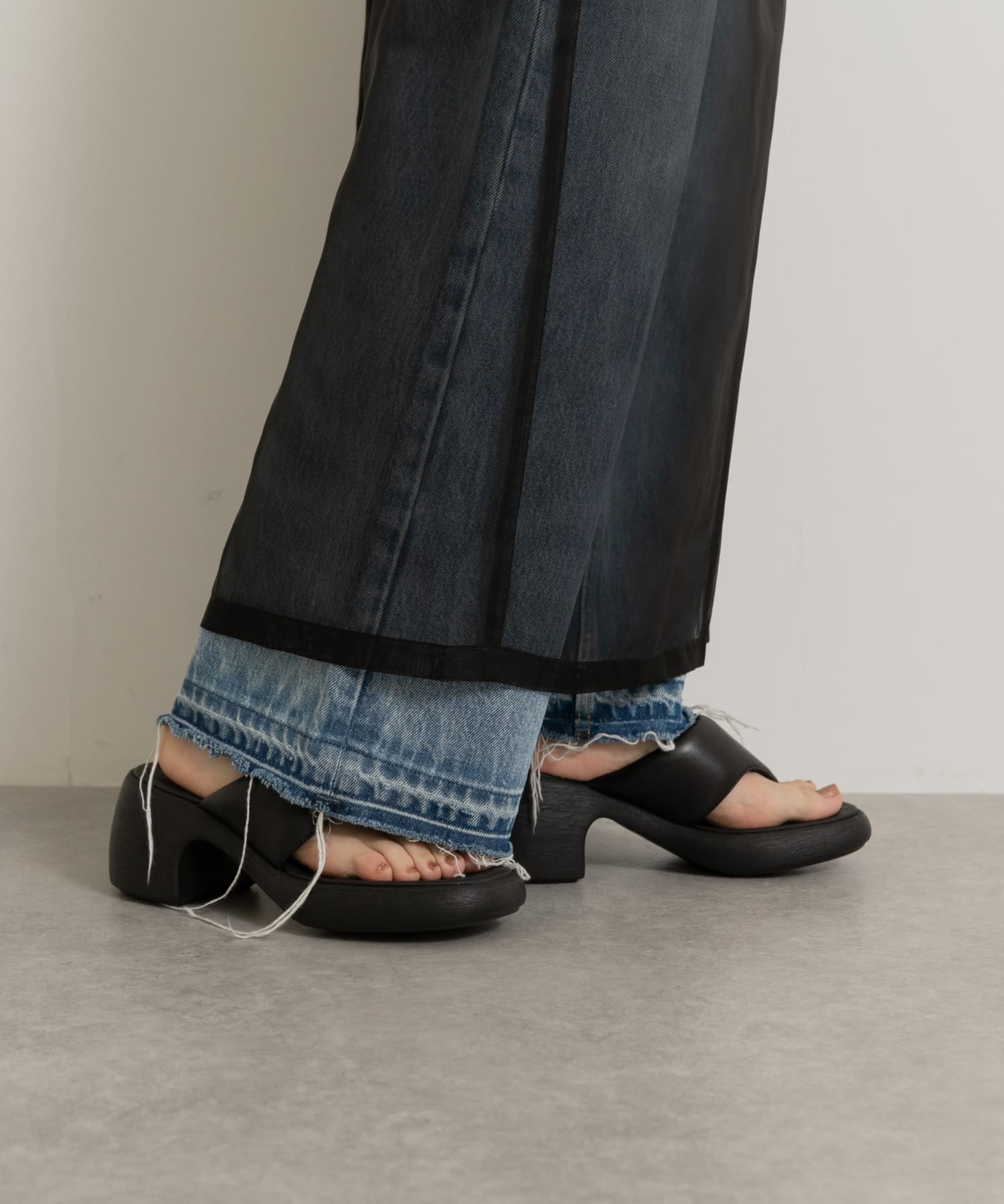 003BLACK