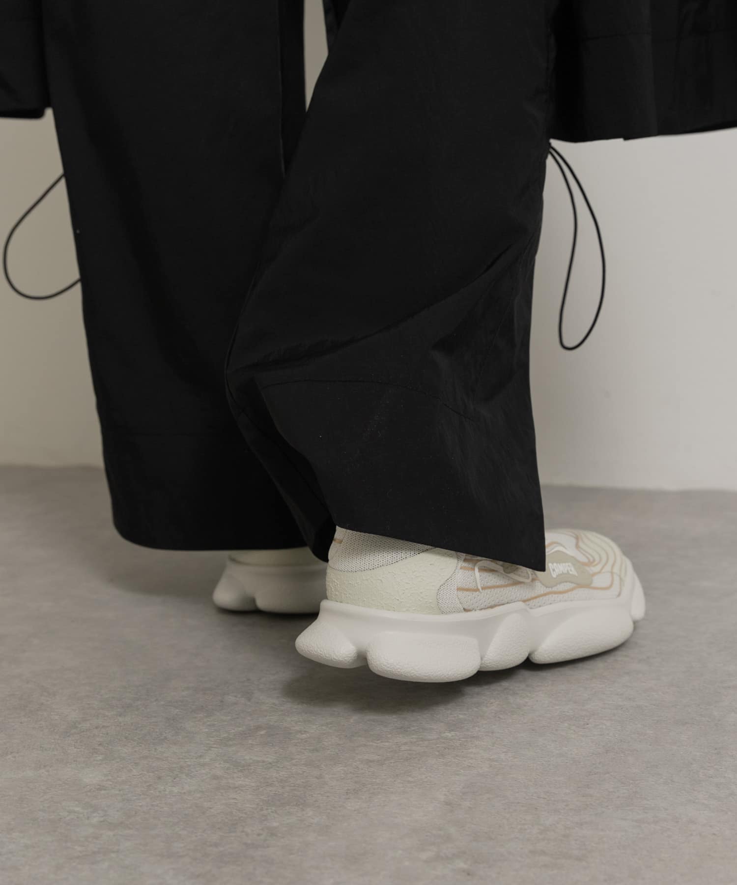 005WHT