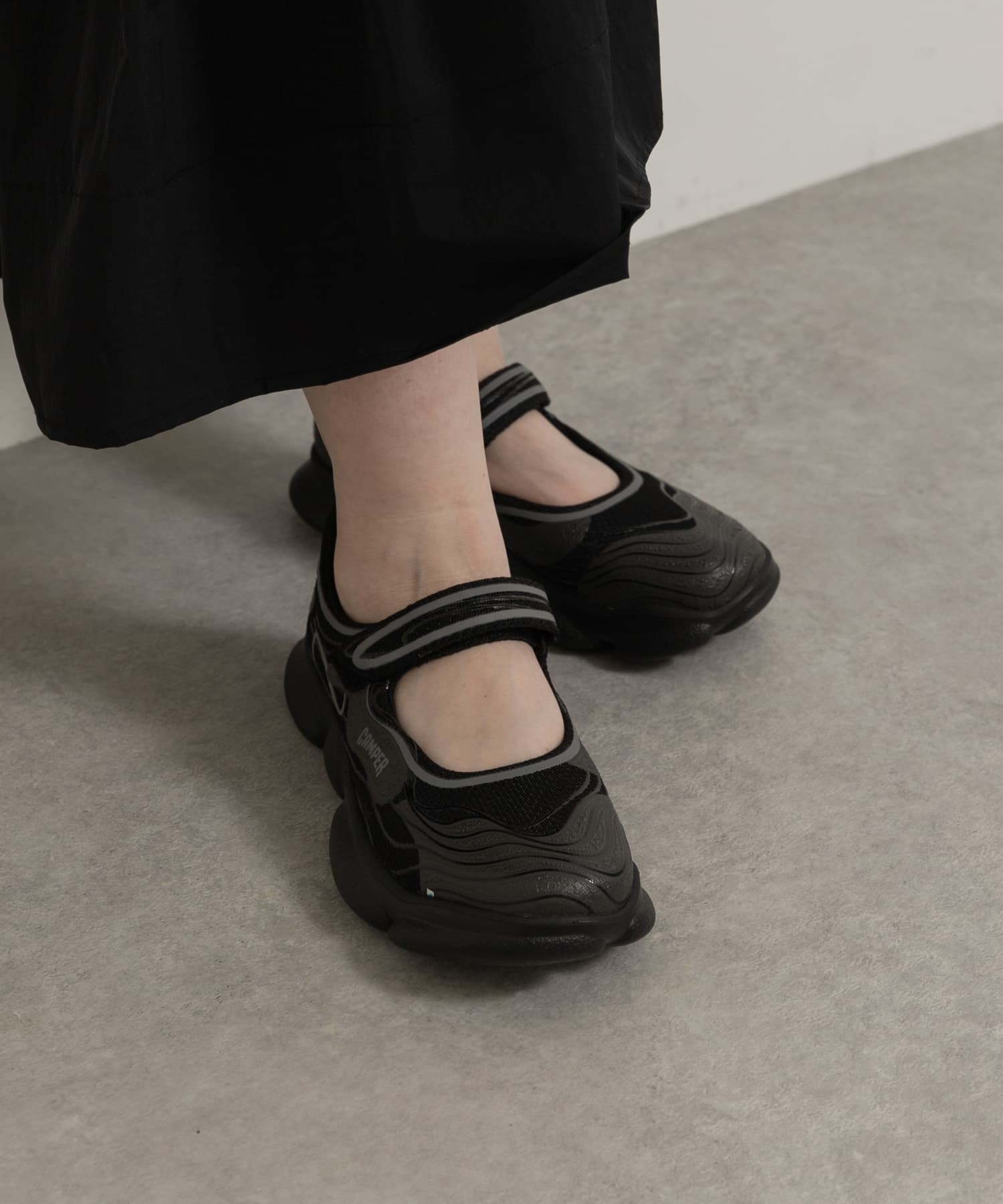 CAMPER　Karst Moccasin 004BLK 37