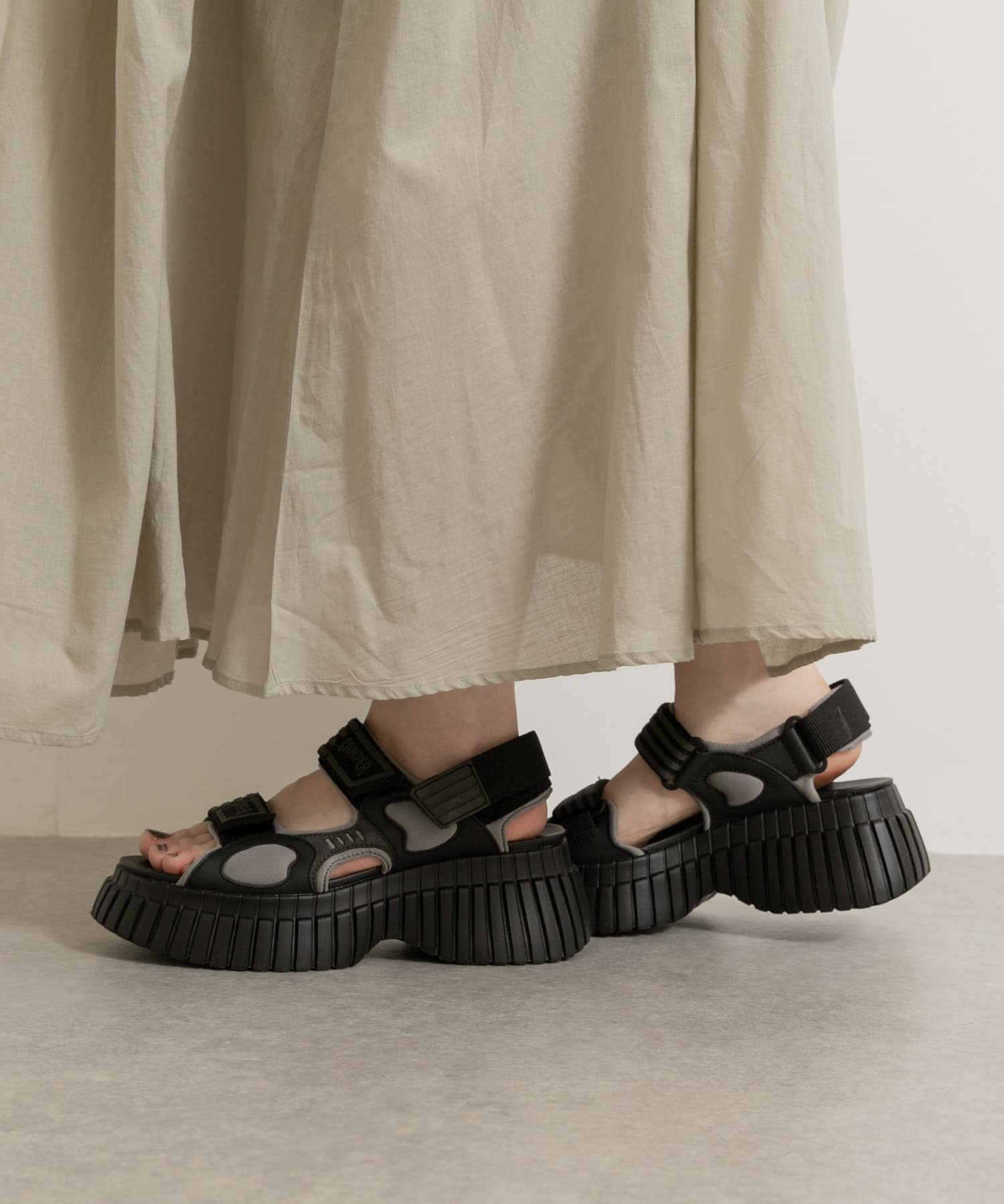 CAMPER　BCN Sandal 001BLK 37