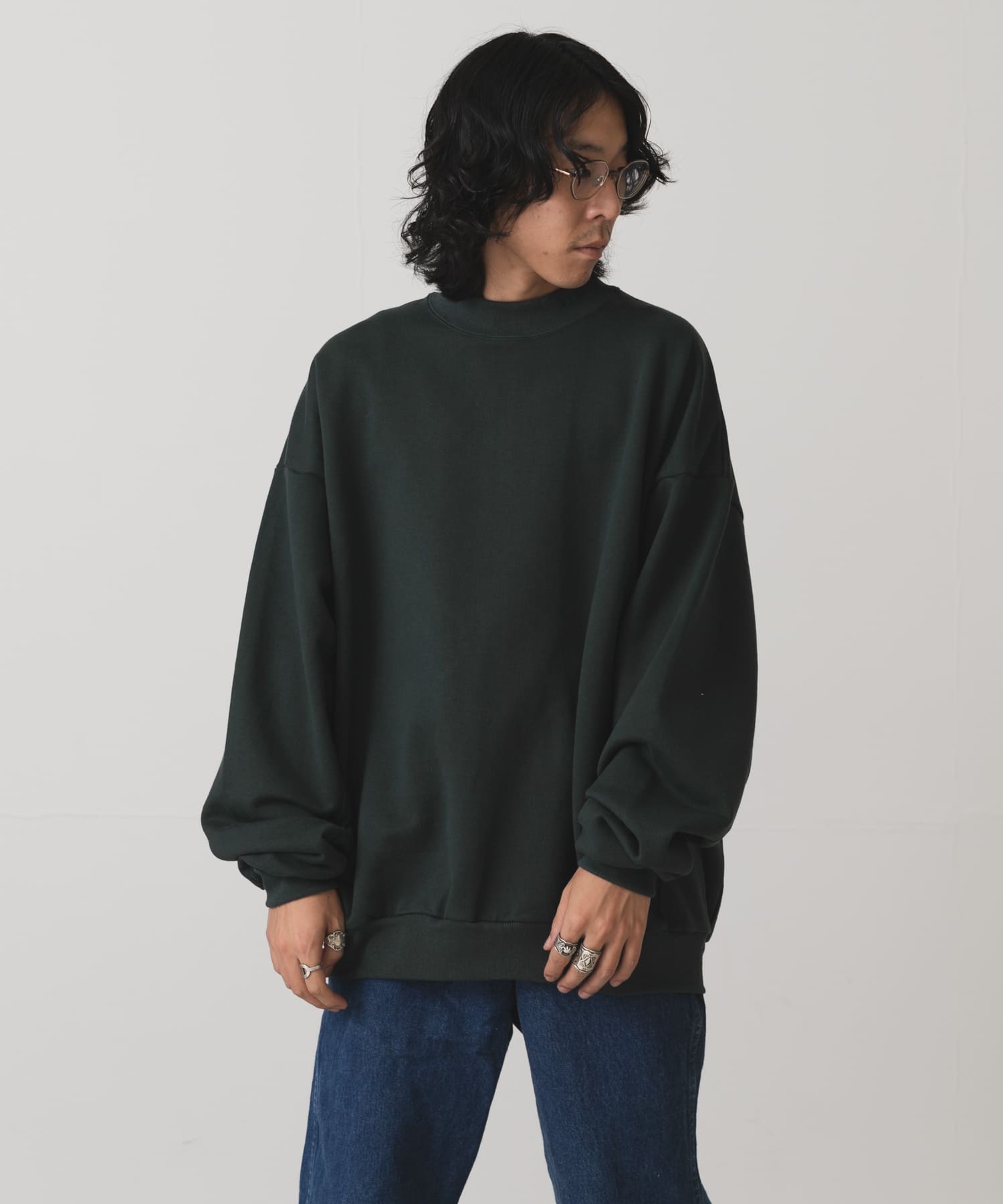GREEN