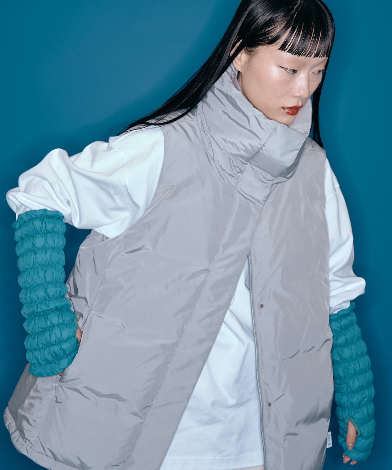 KWD　STAND COLLAR DOWN VEST