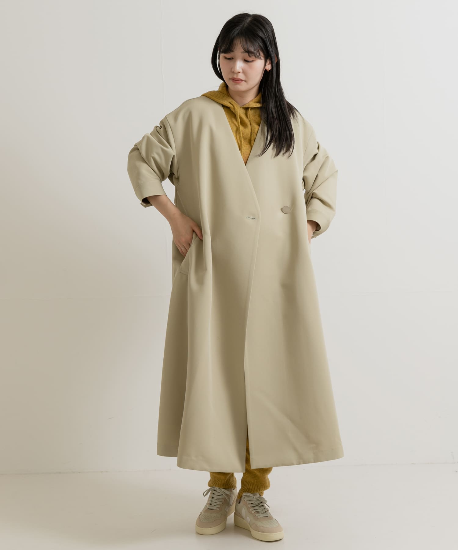 L.BEIGE