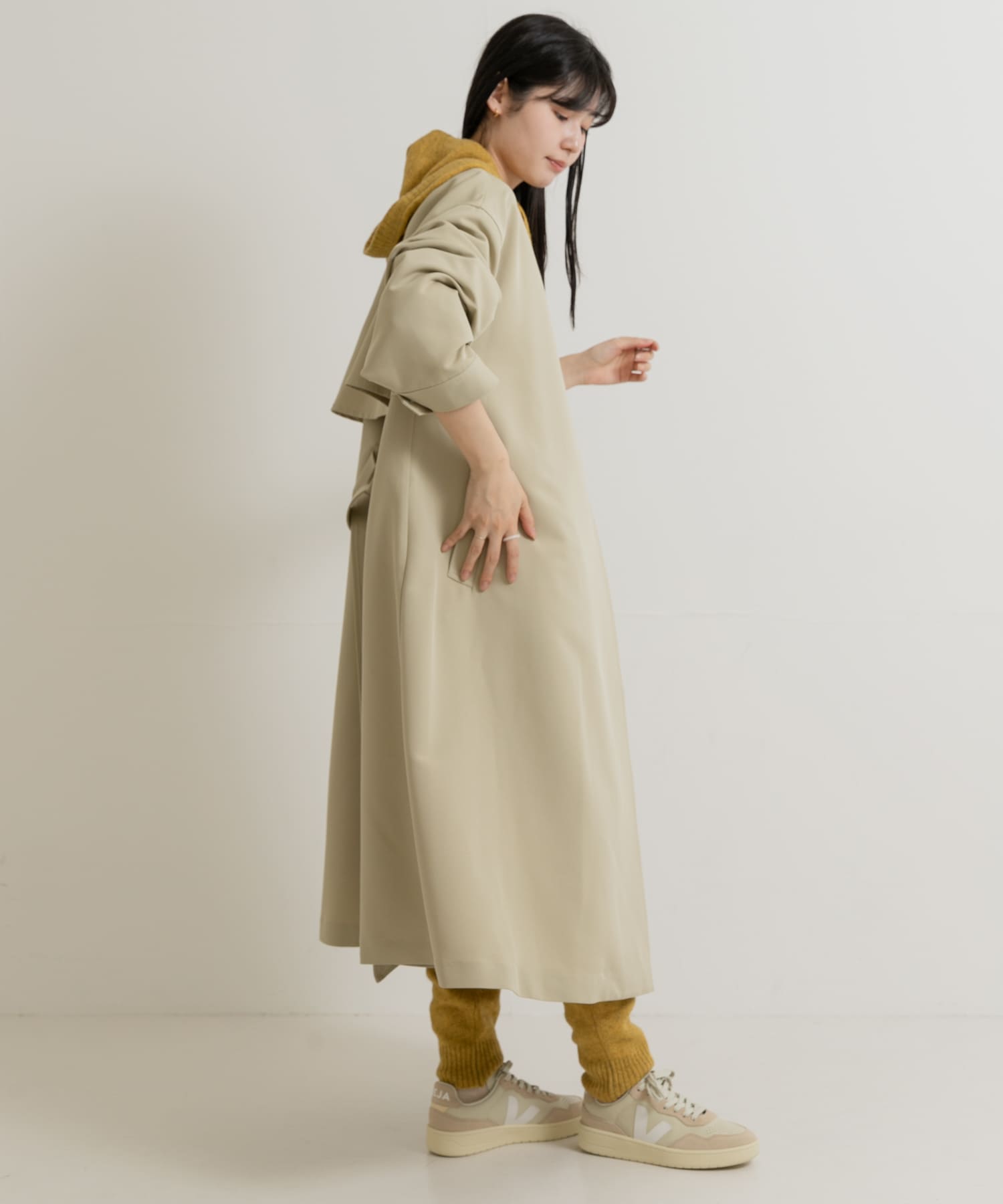 L.BEIGE
