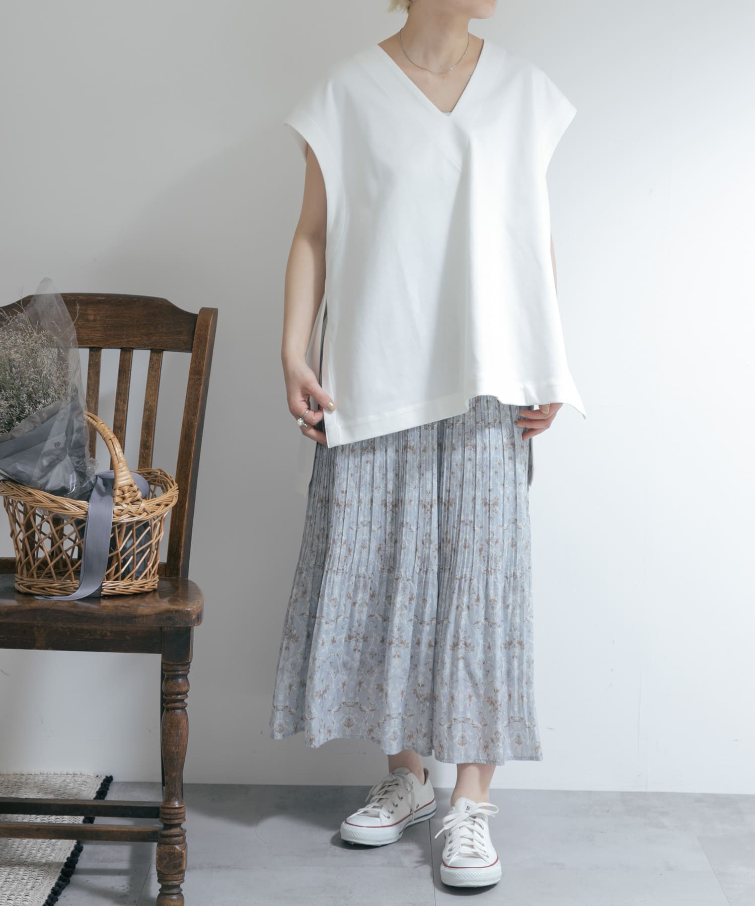 Off White