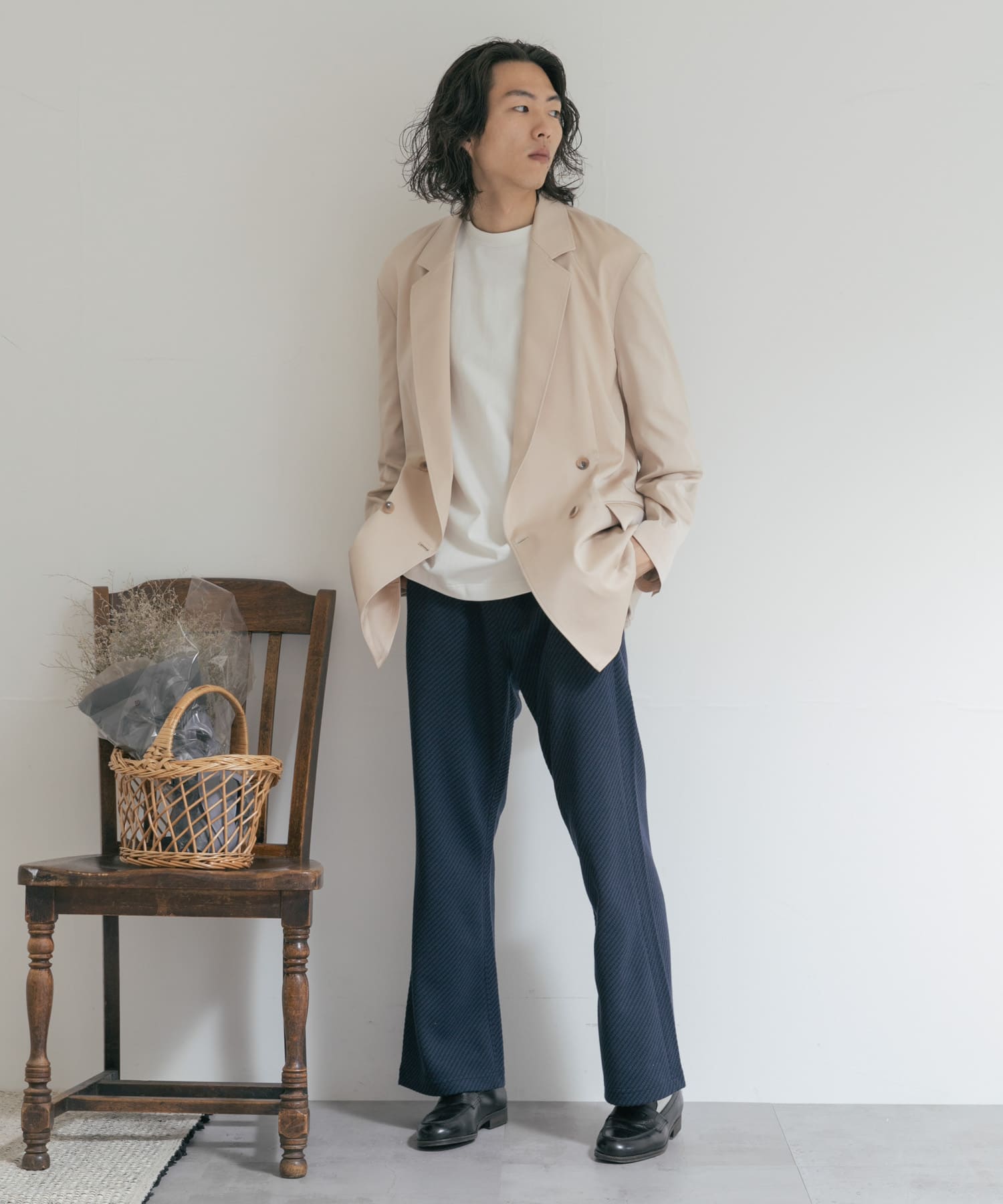 l.Beige