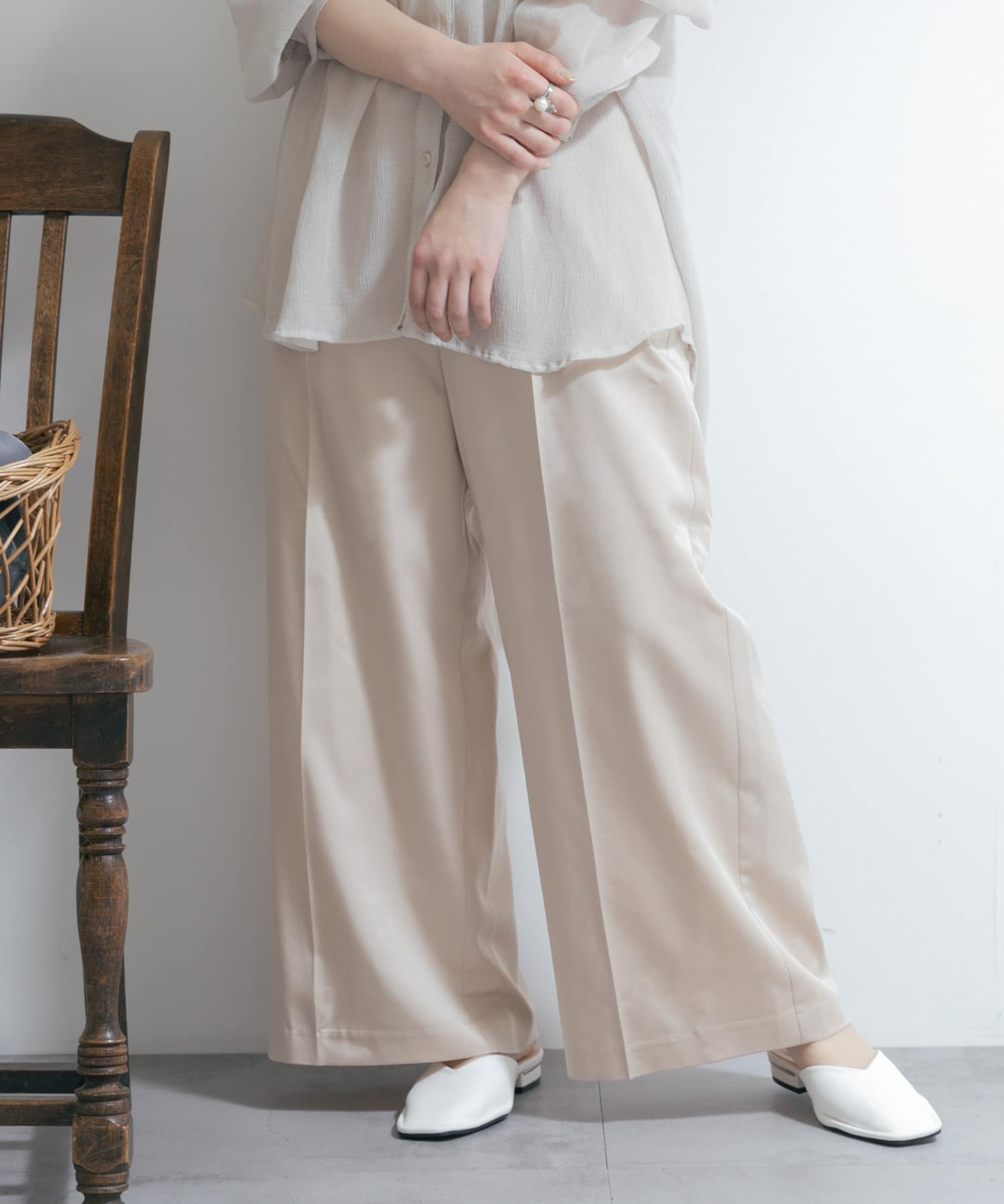 l.Beige