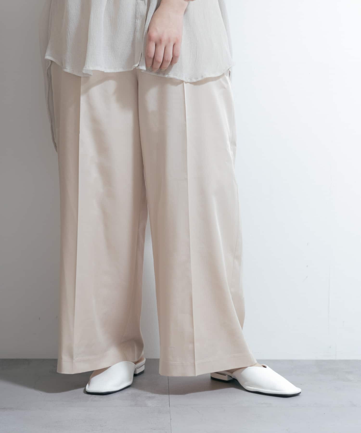 l.Beige