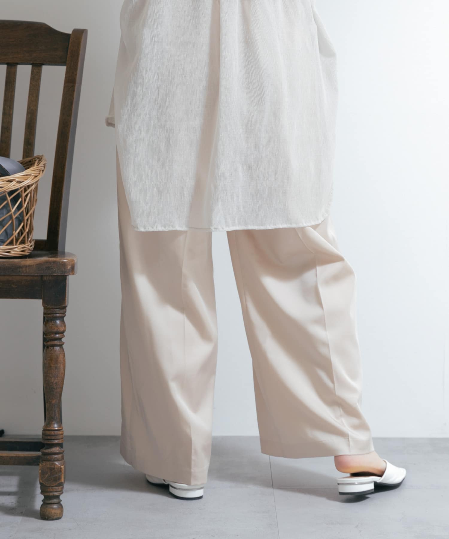 l.Beige