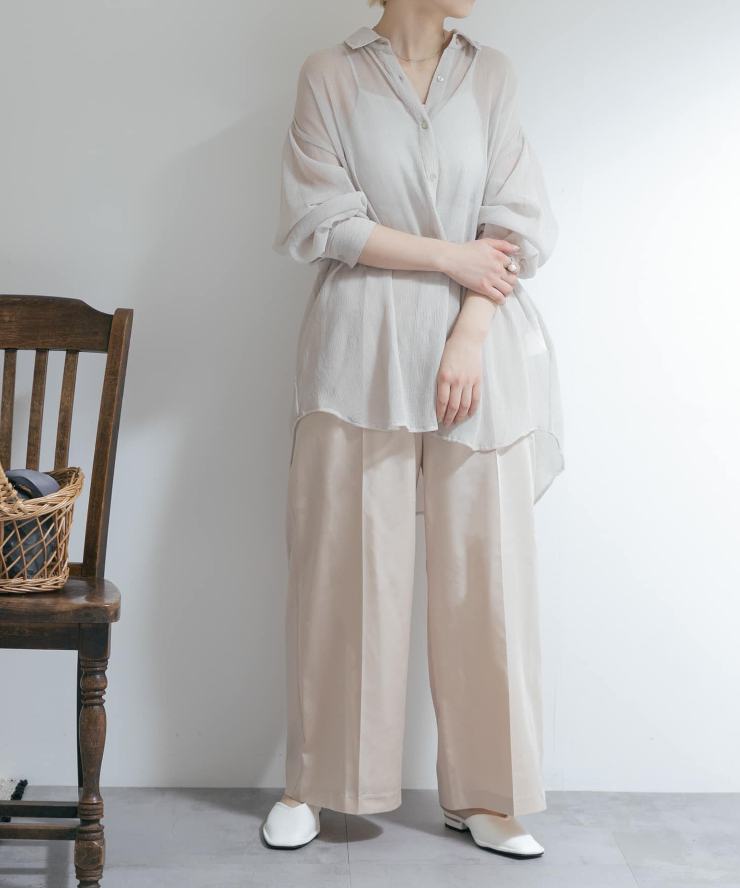 l.Beige