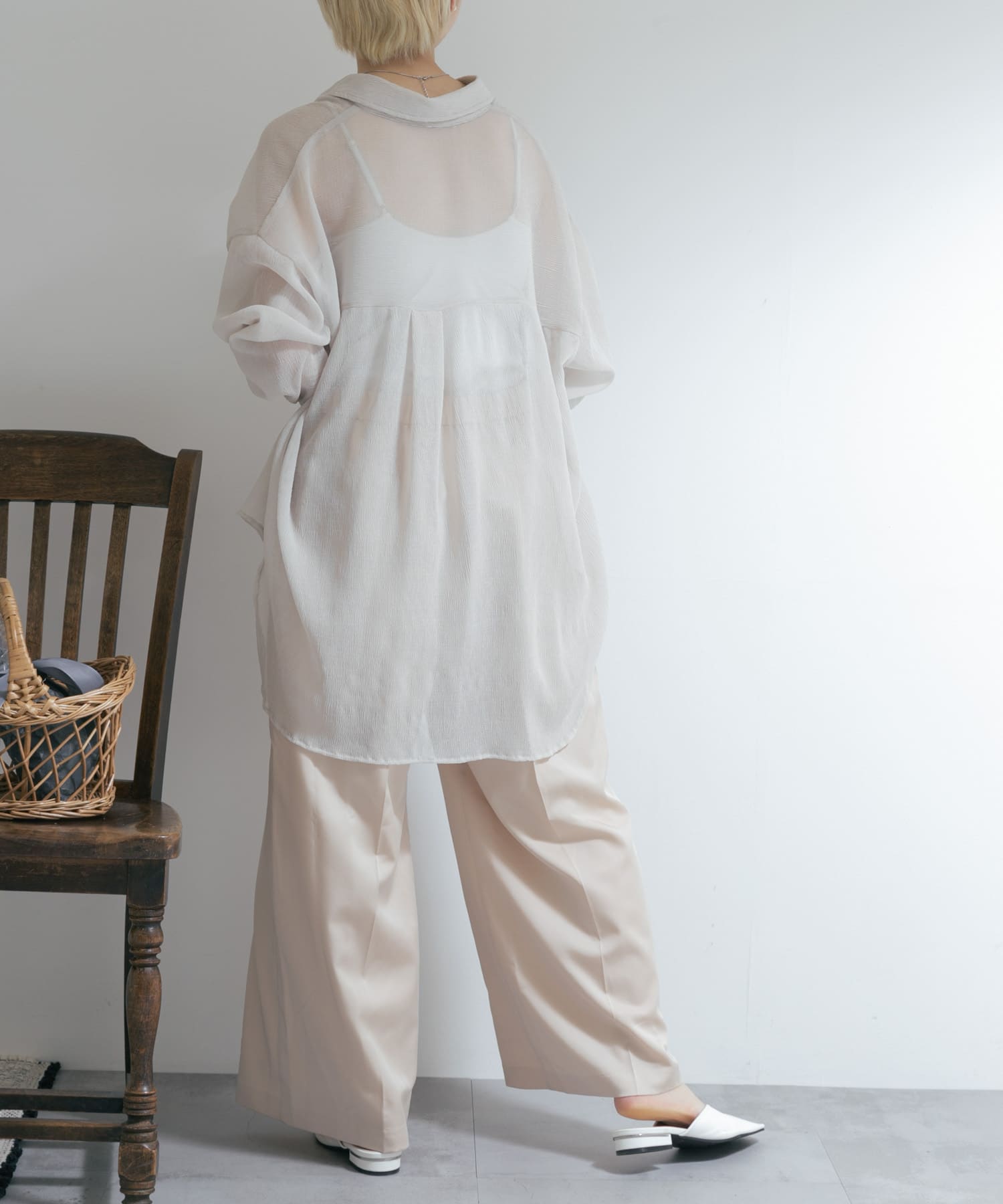 l.Beige