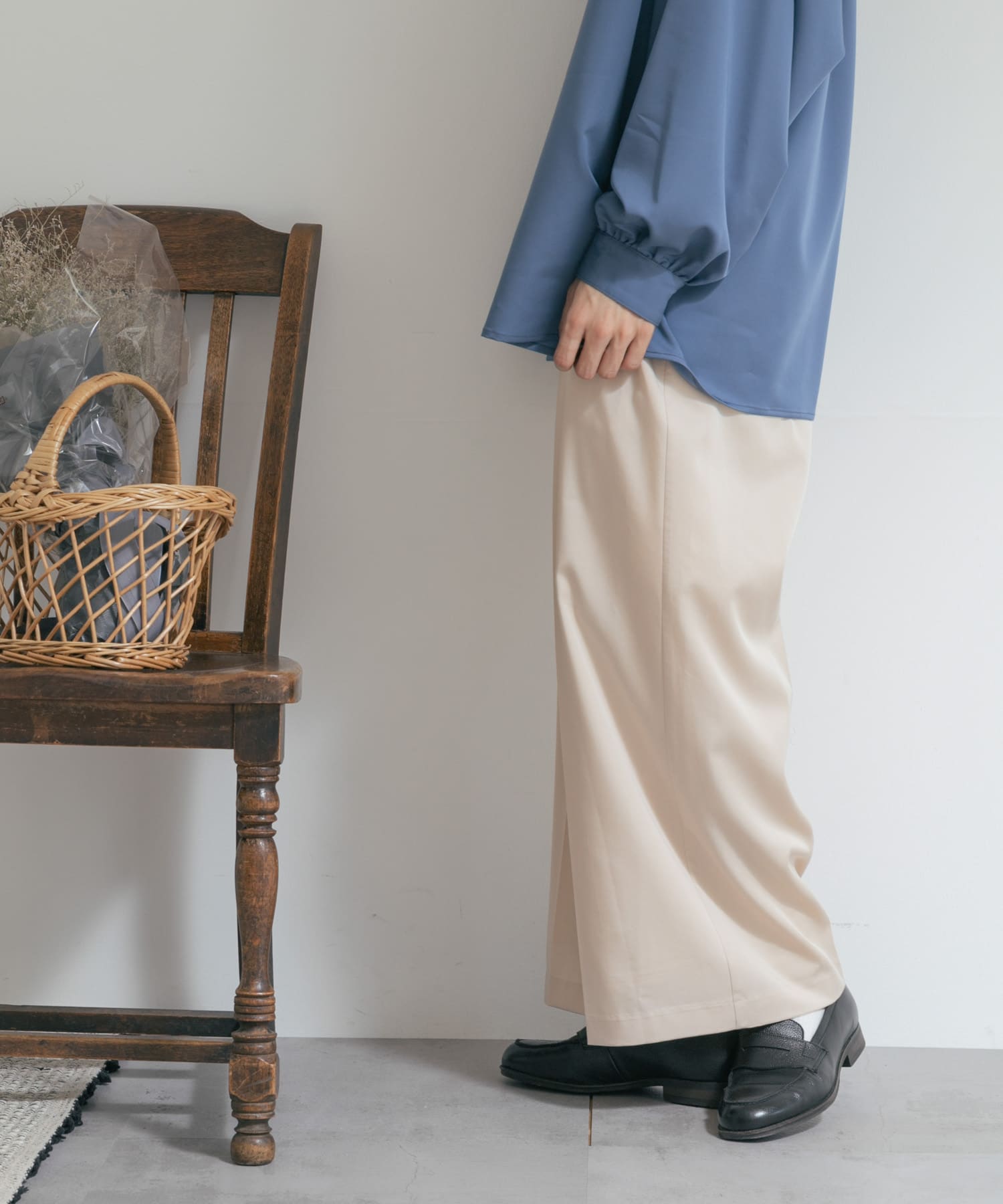 l.Beige