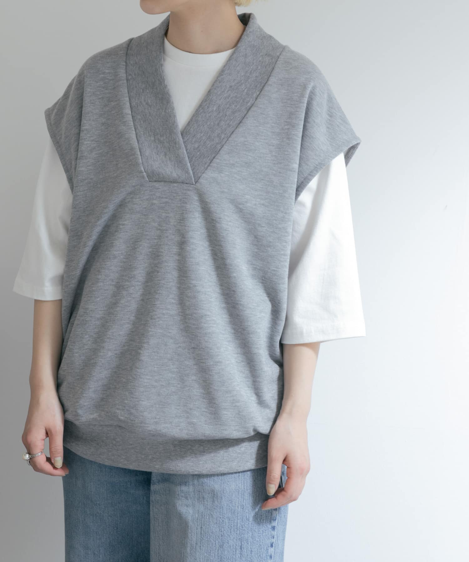 Top gray