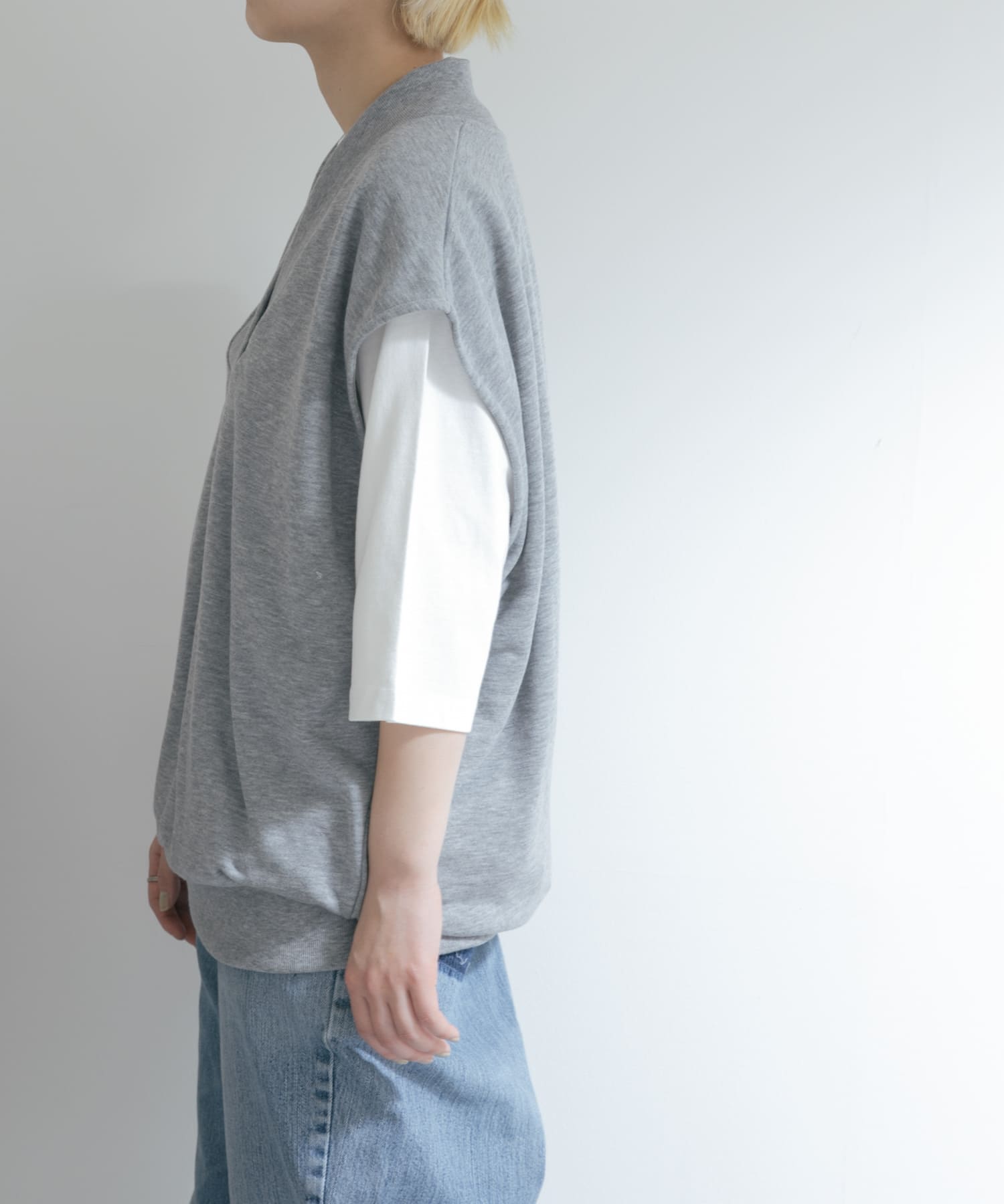 Top gray