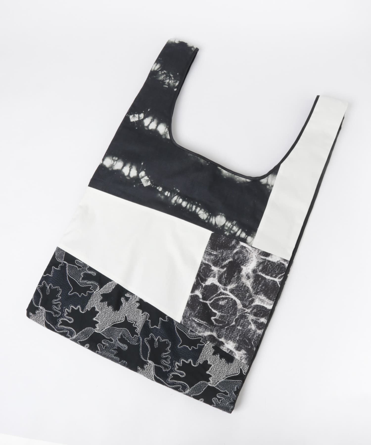 『別注』MIDIUMISOLID×TGM　Patchwork bag Black one