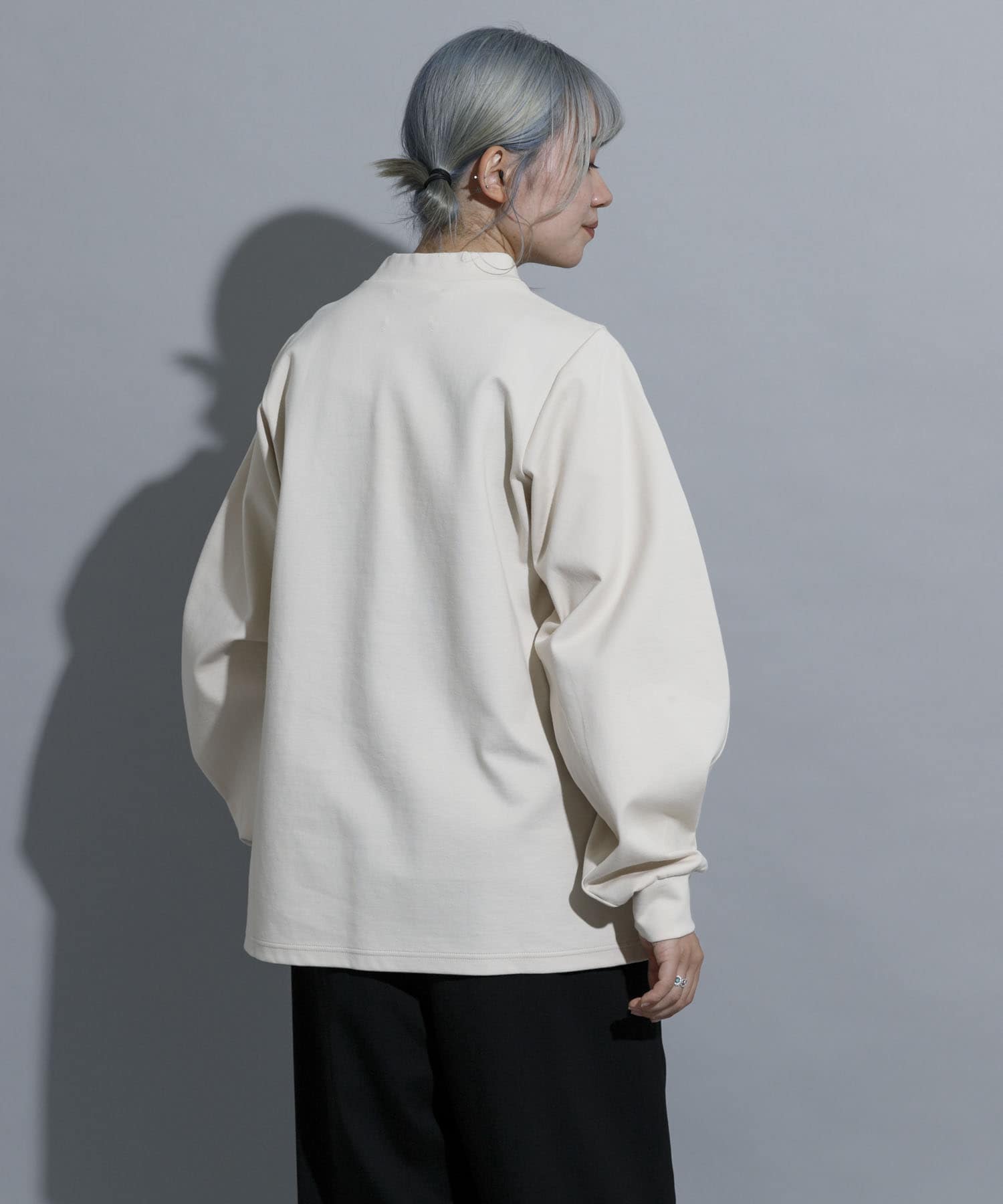L.Beige