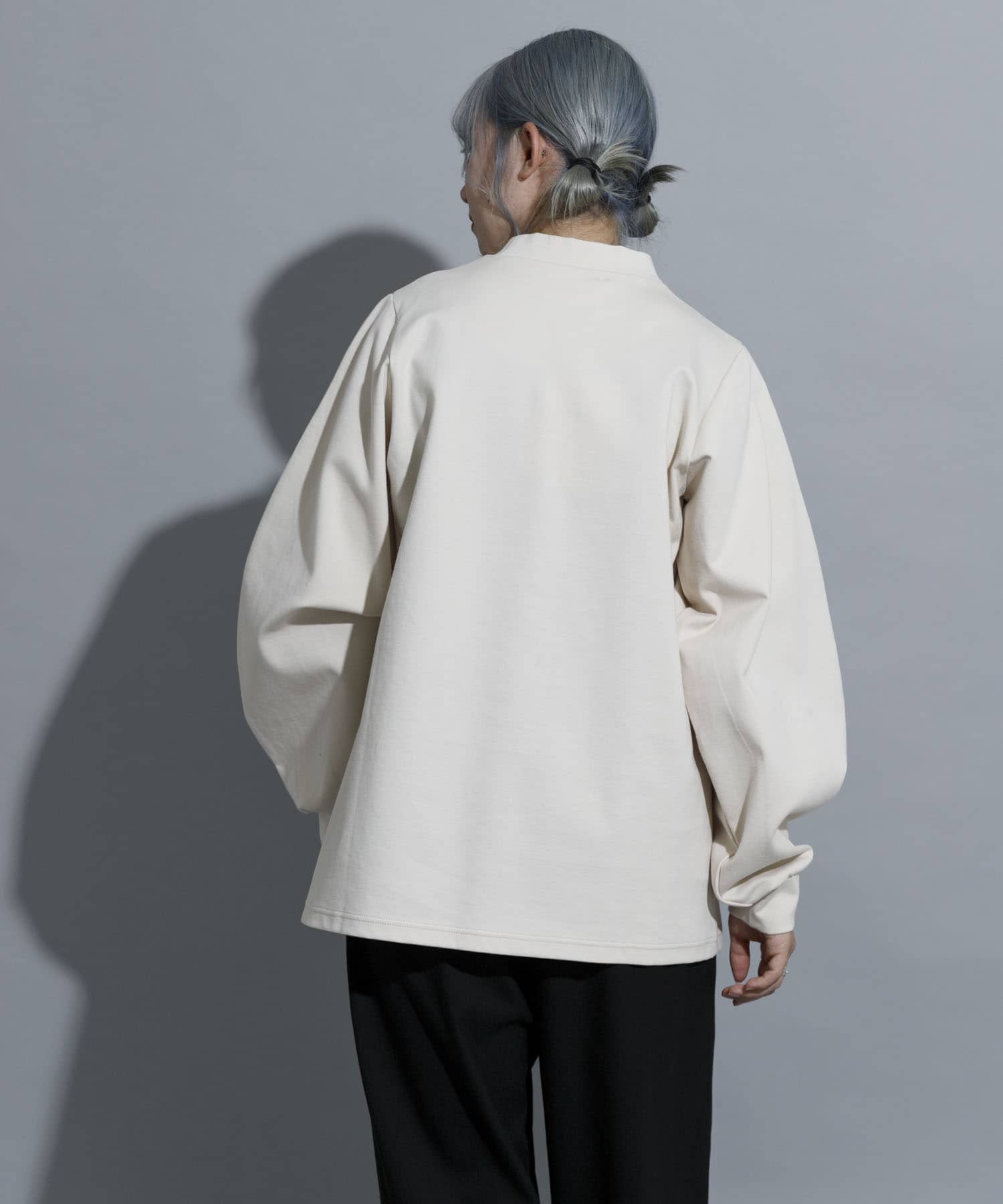 L.Beige