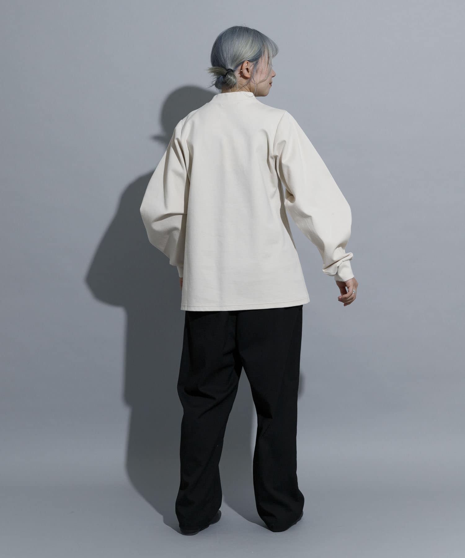 L.Beige