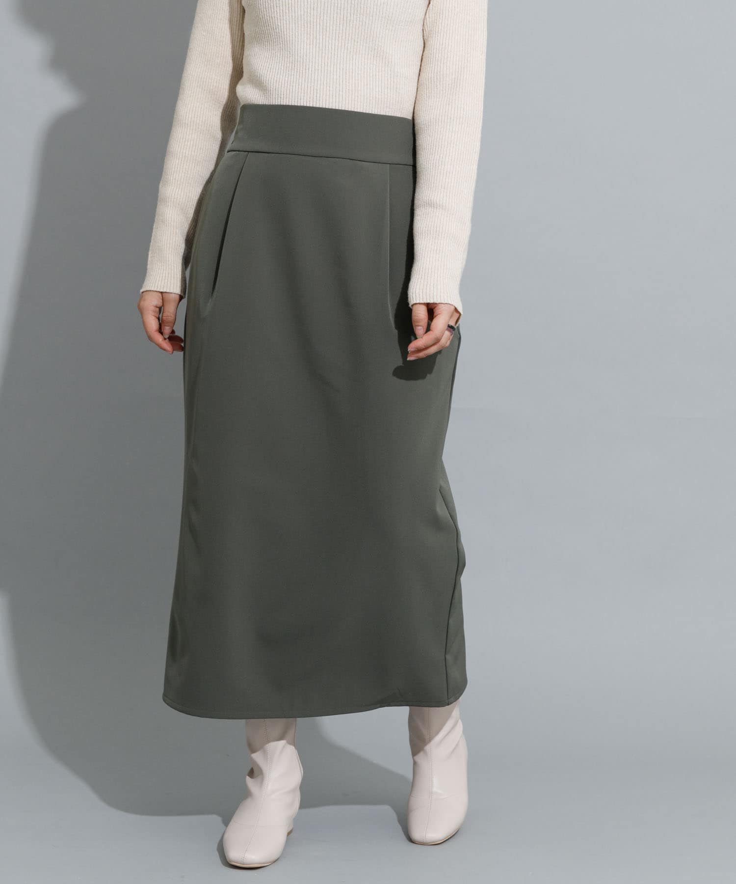 KHAKI