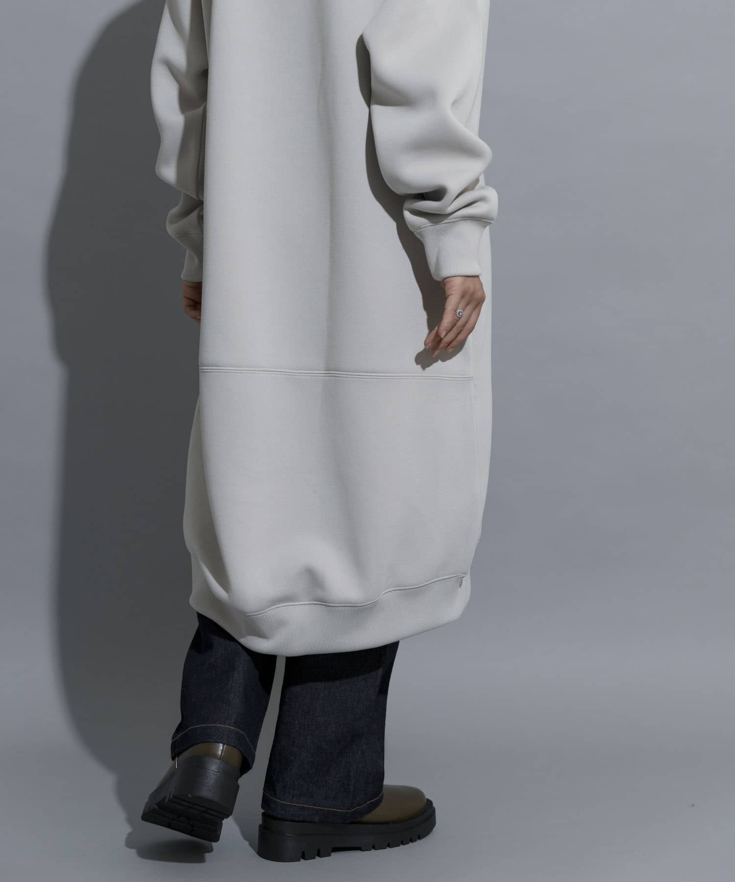 L.Beige