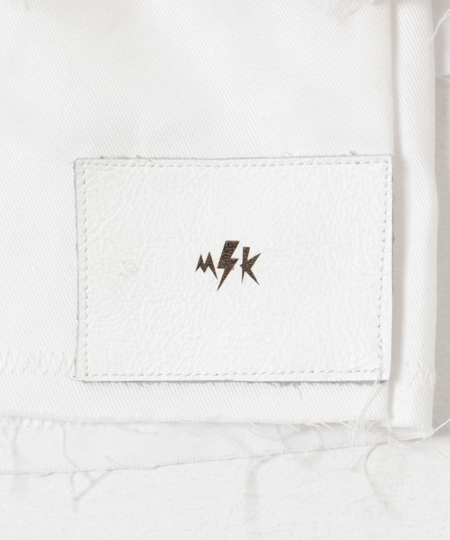 WHT 5