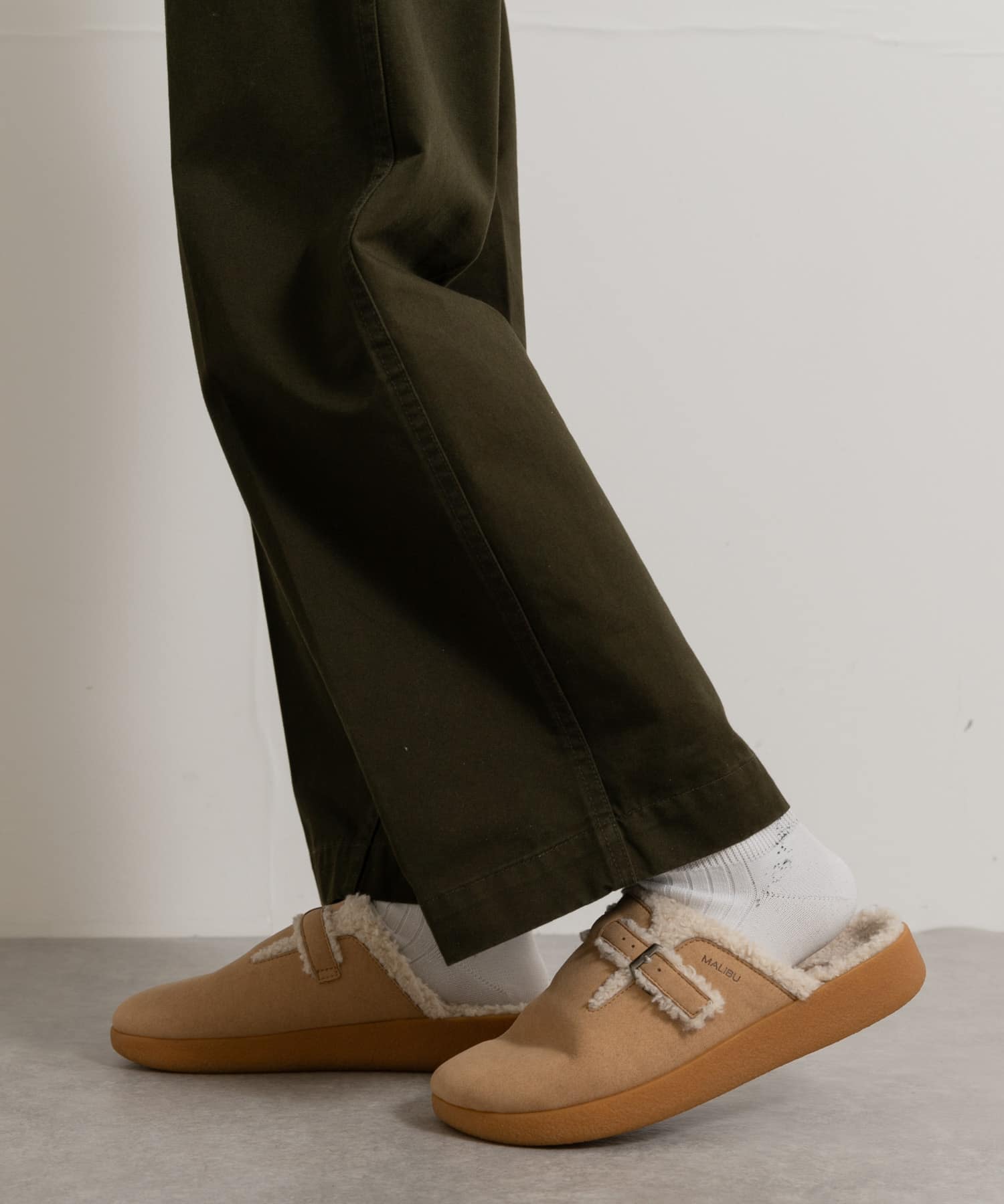 malibu sandals　FLORES MULE M OAK 8