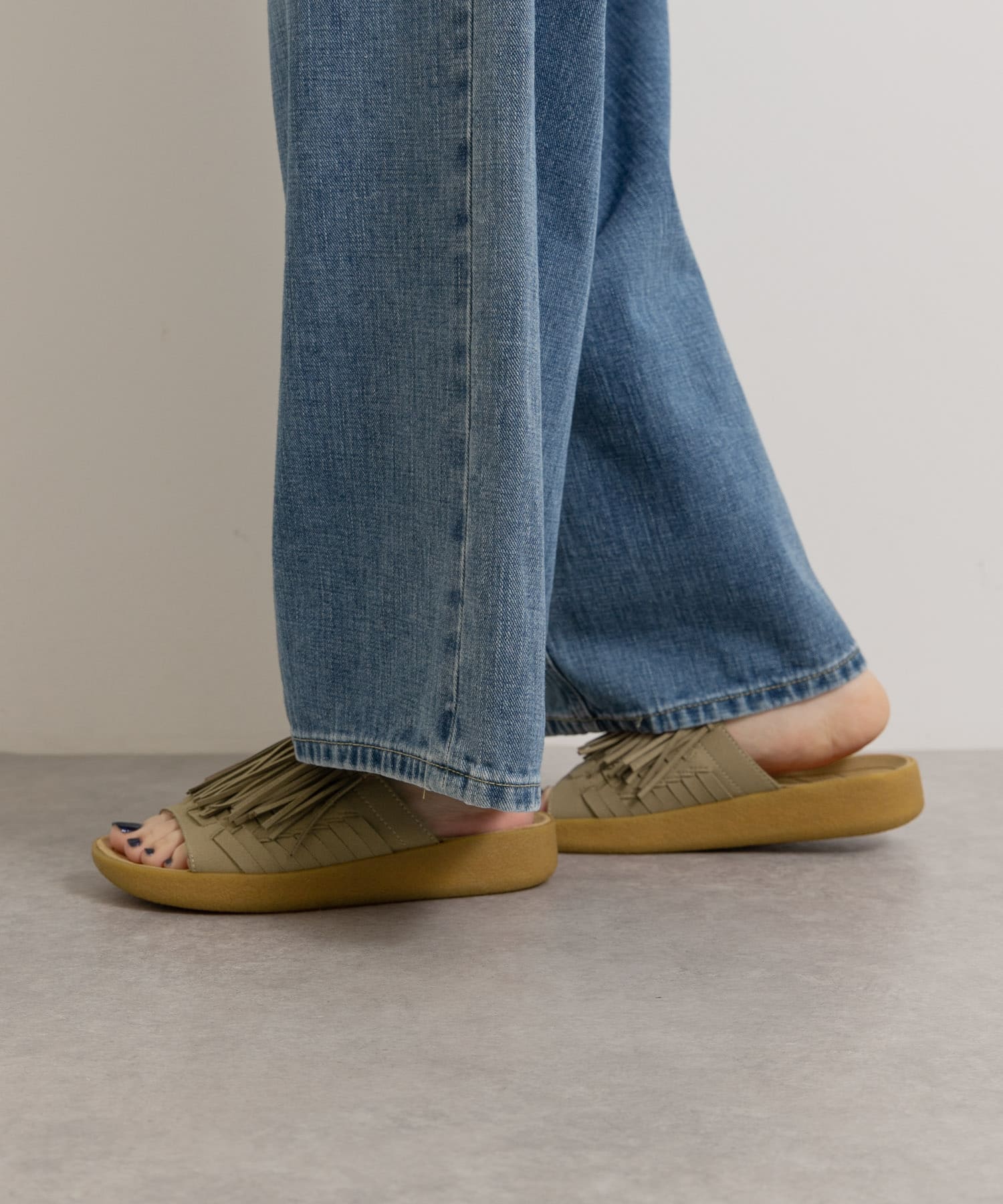 malibu sandals　THUNDERBIRD THATCH SLIDE TAUPE 5
