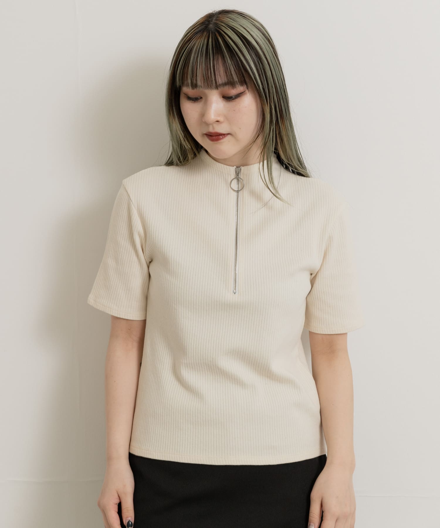 身長：156cm サイズ：one