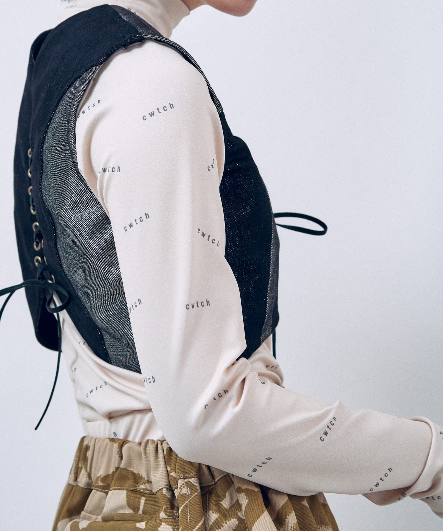 身長：168cm サイズ：one