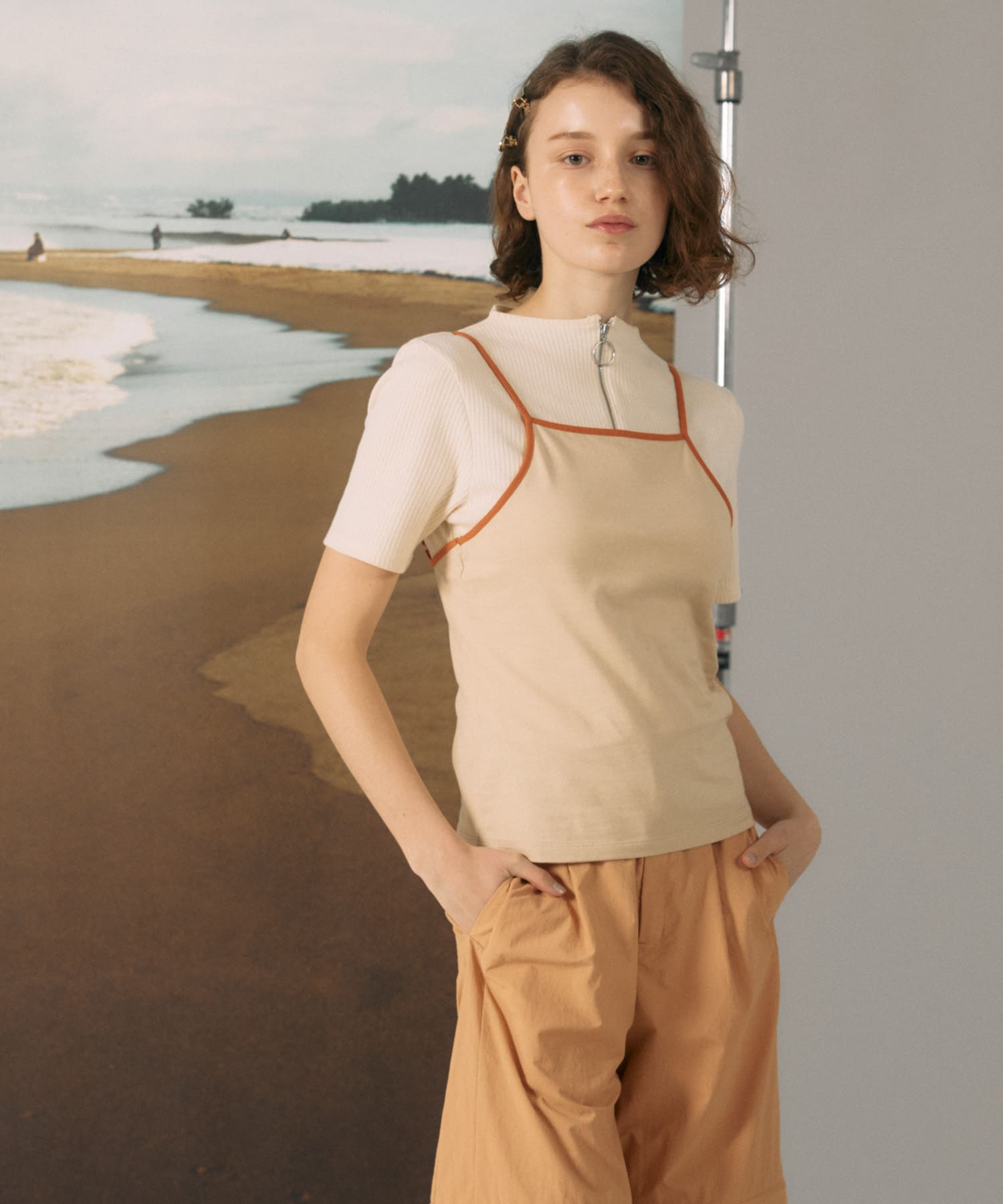 BEIGE