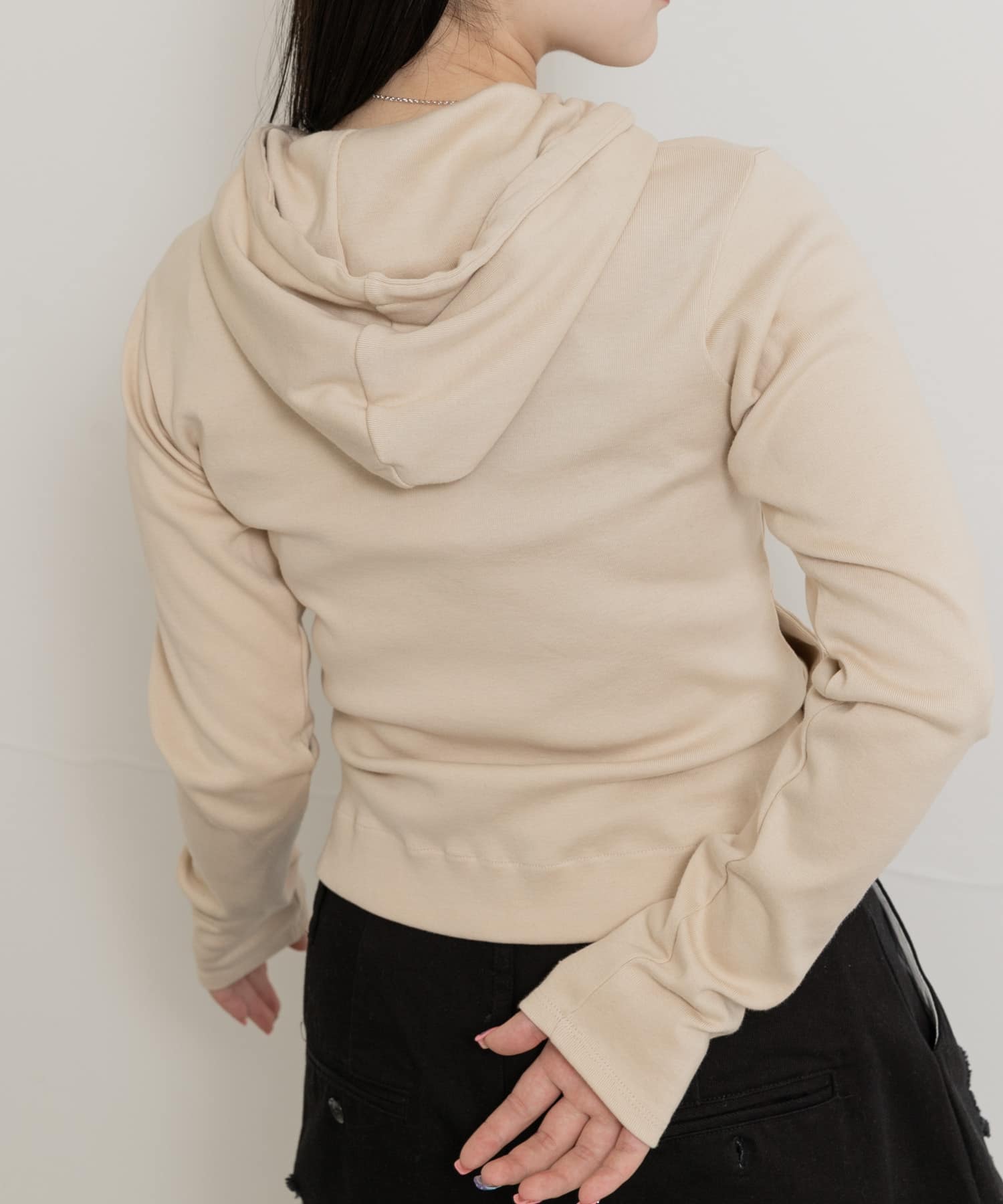 身長：156cm サイズ：one