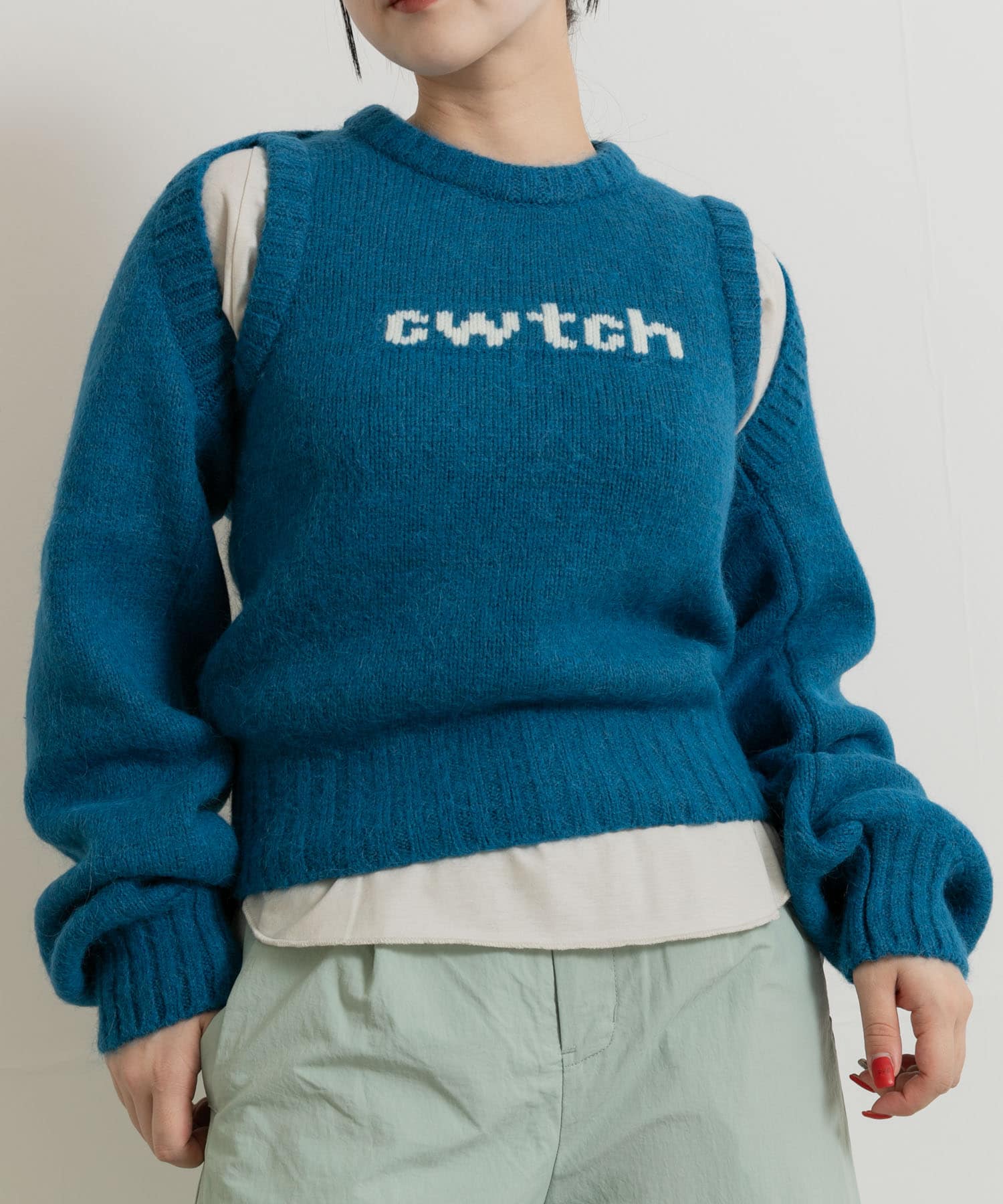 BLUE