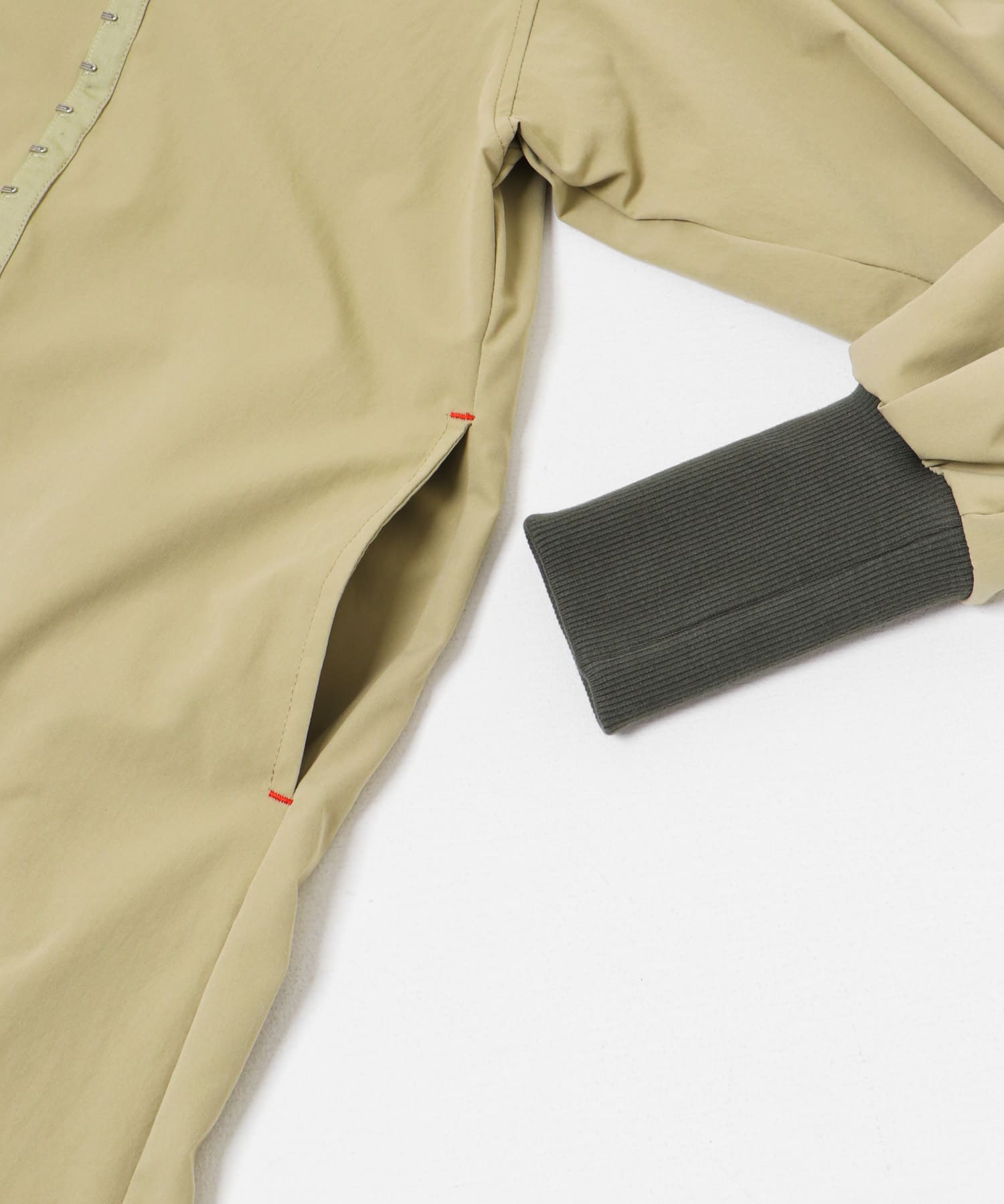cwtch　Harfzip tunic L.KHAKI FREE