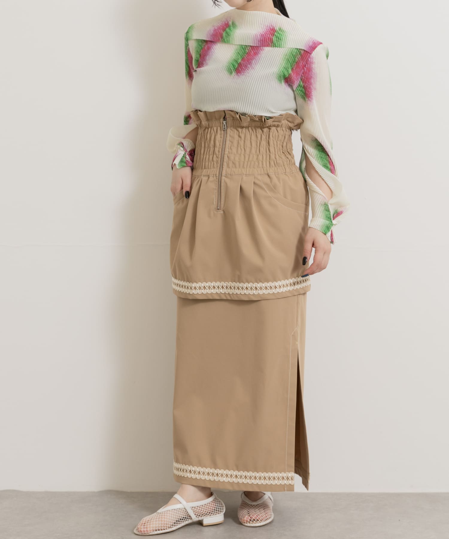 L.BEIGE