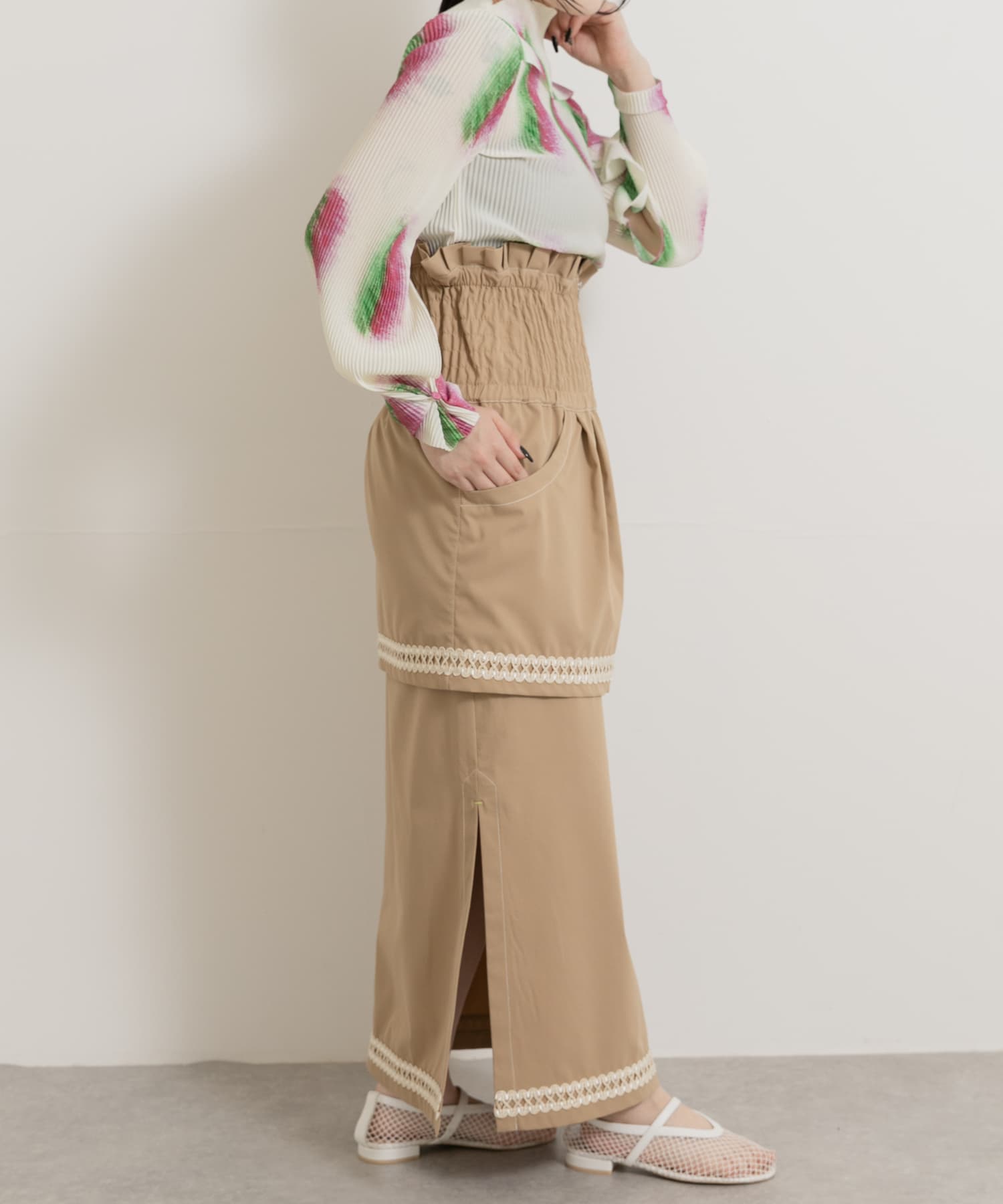 L.BEIGE