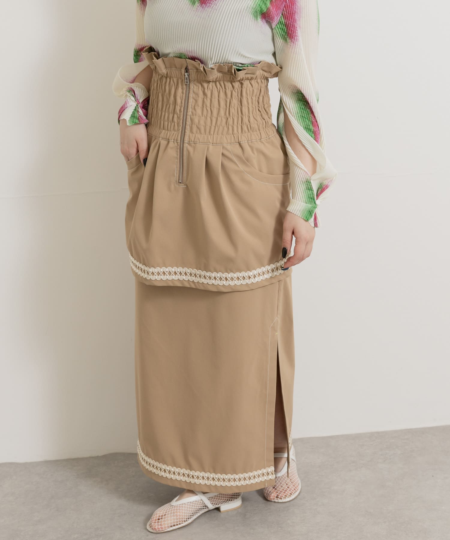 L.BEIGE