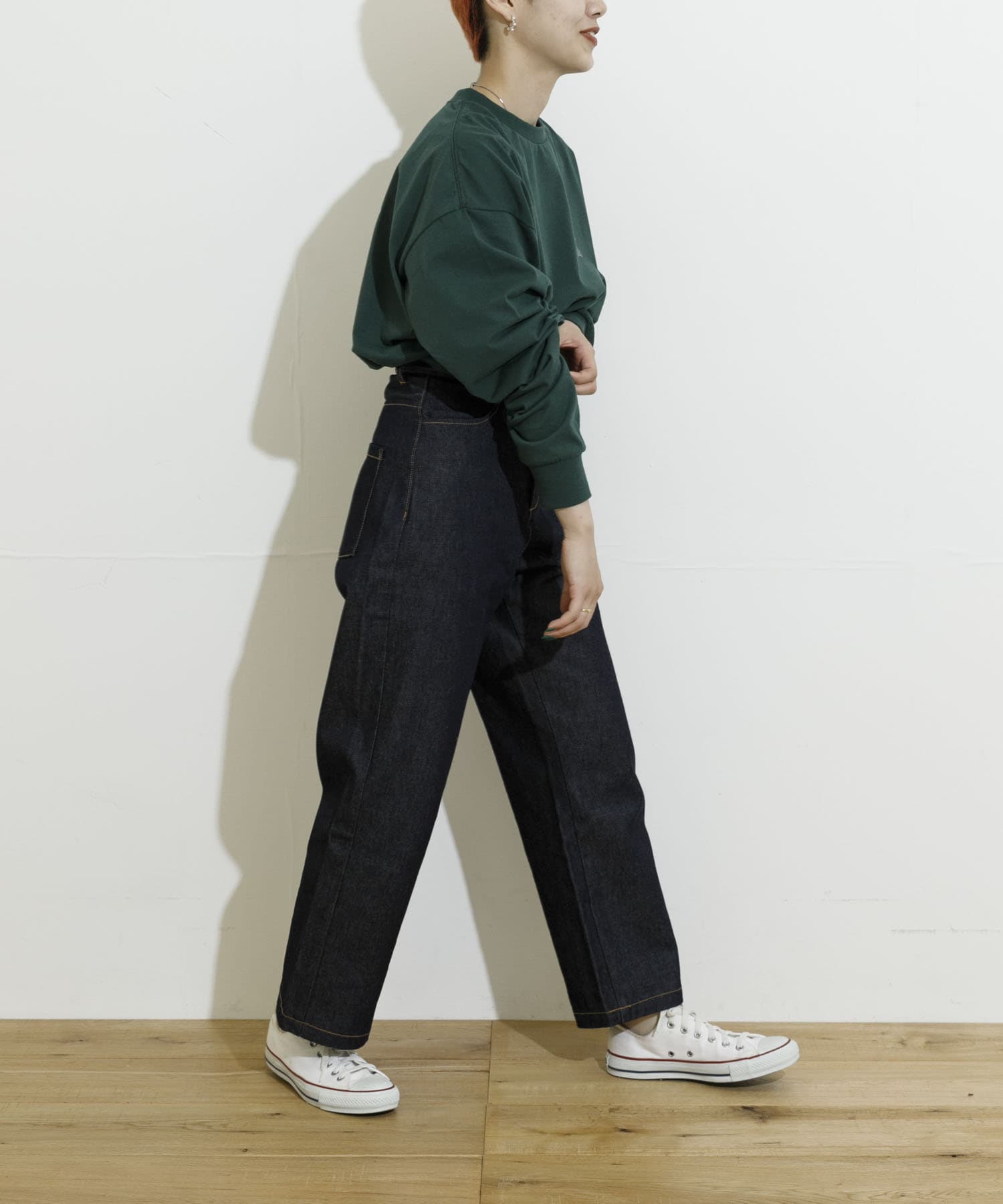 GREEN