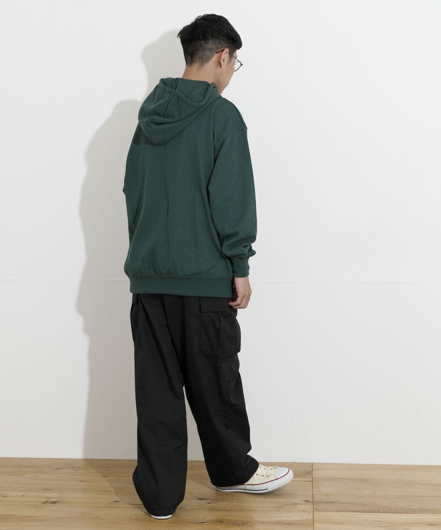 GREEN