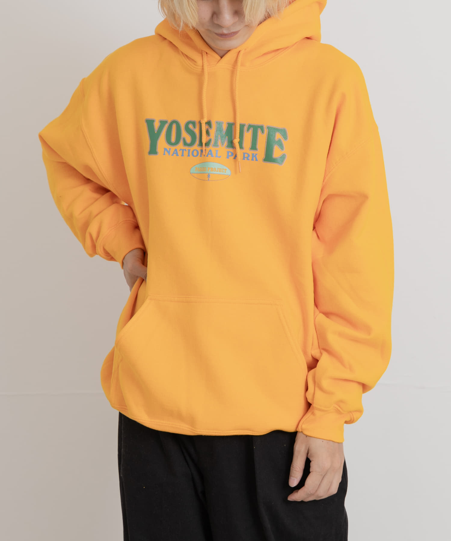 PARKS PROJECT YOSEMITE HOODIE(M YELLOW): トップス｜URBAN RESEARCH