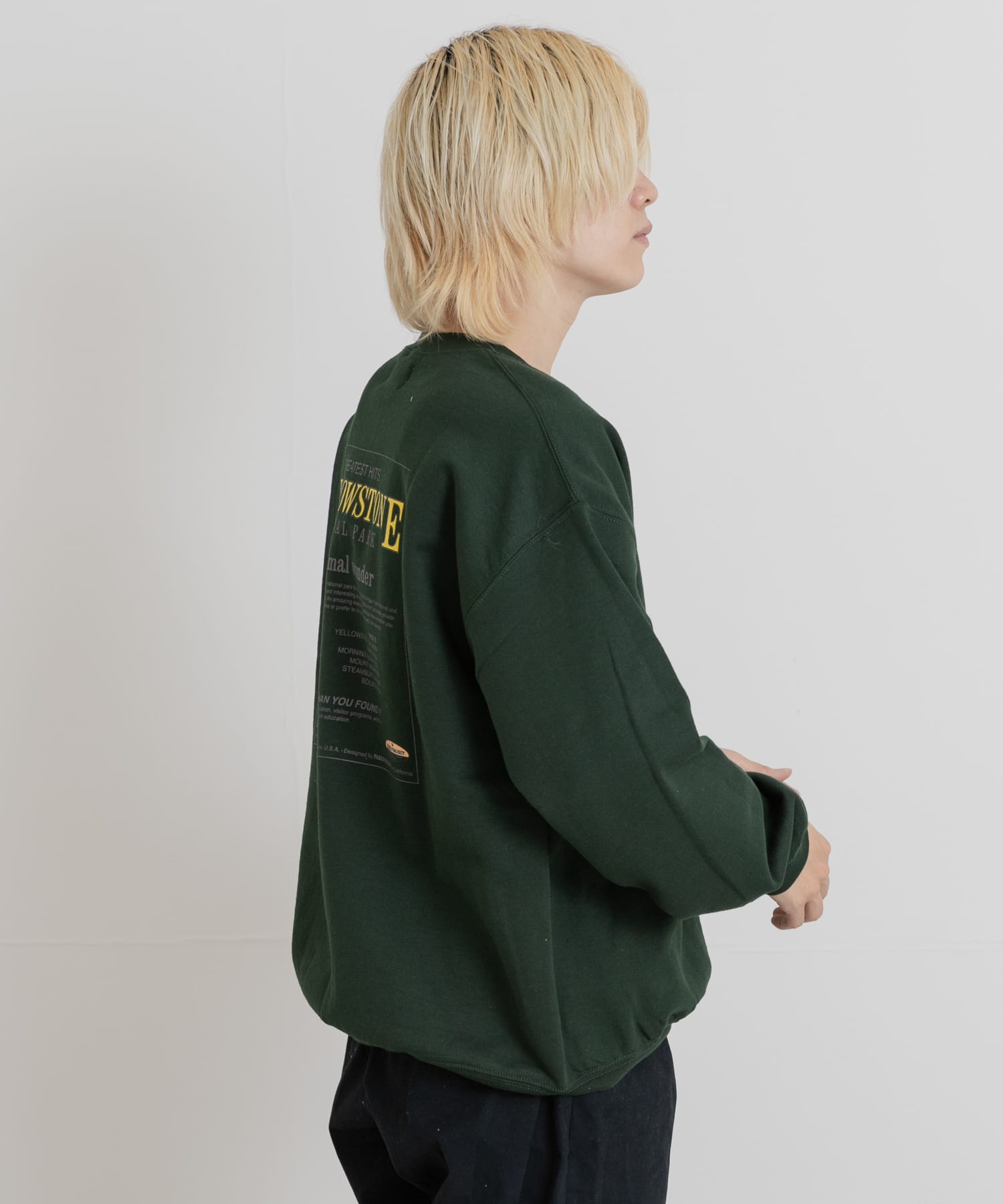 GREEN