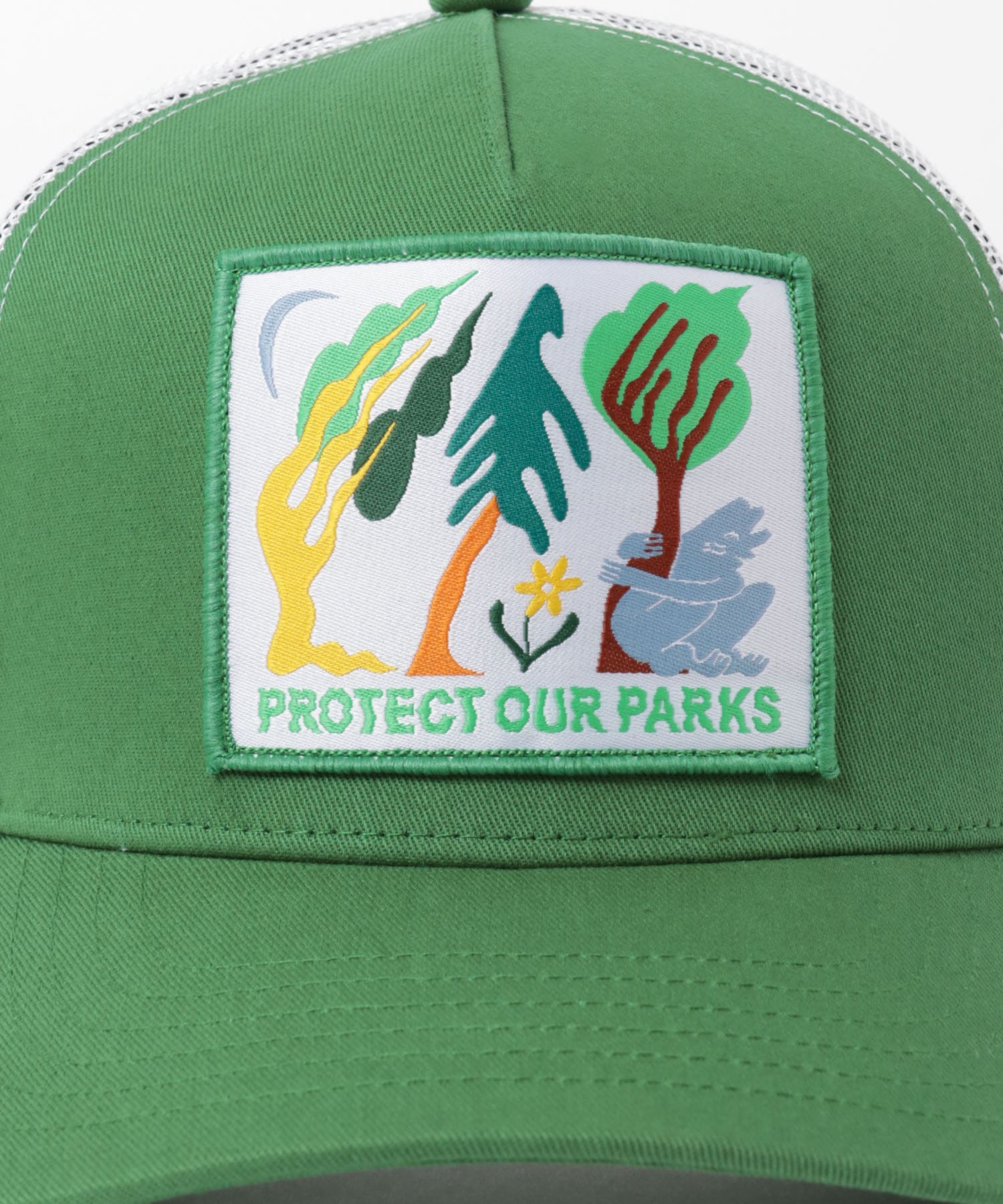 GREEN