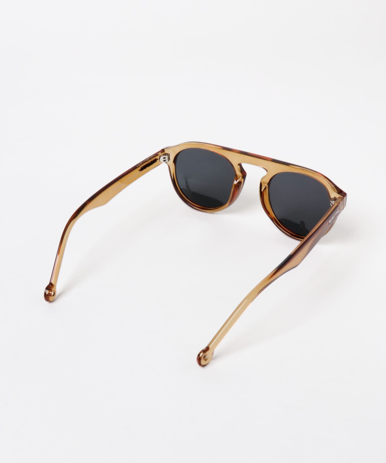 PARAFINA　CORRIENTE CARAMEL one