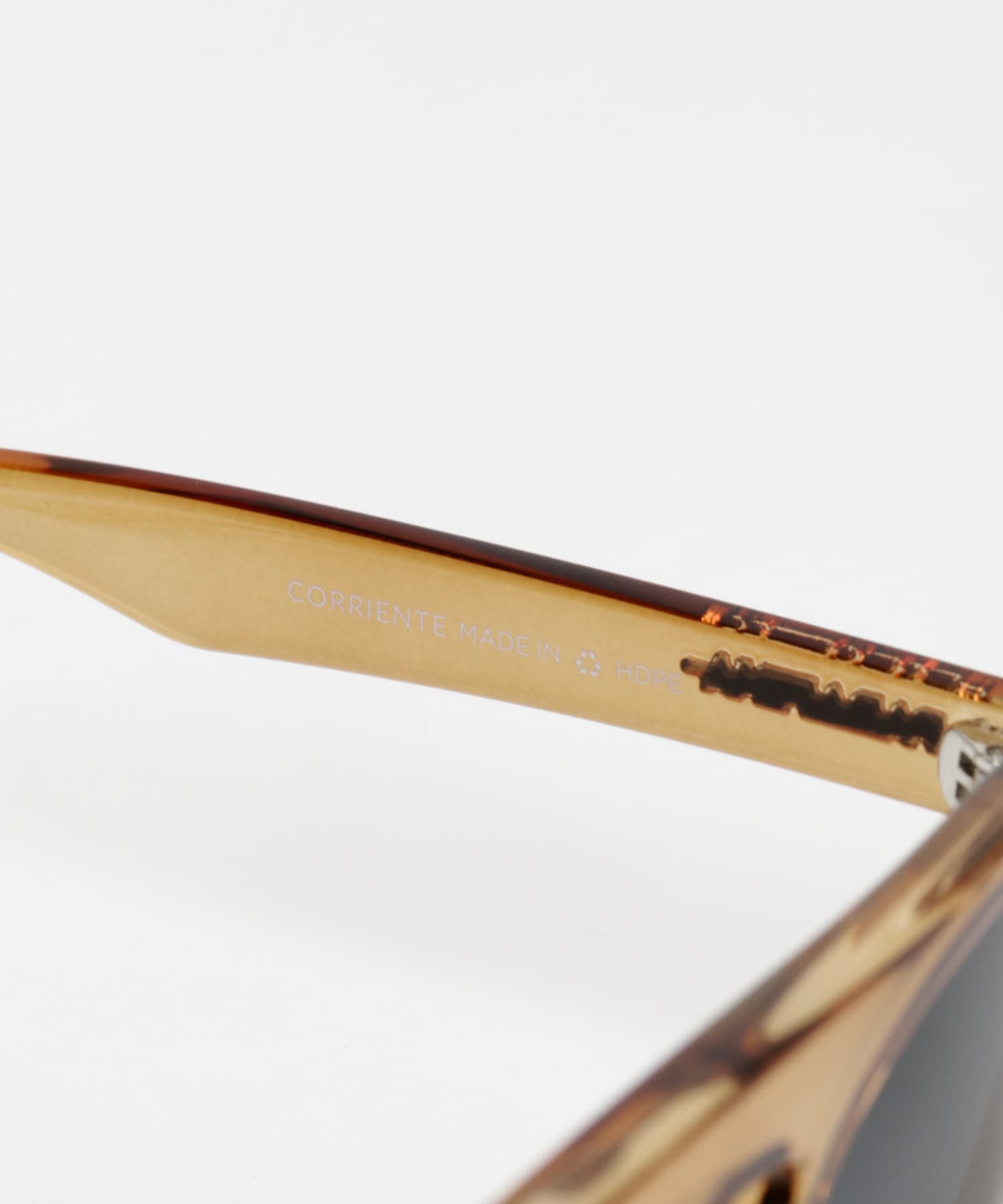 PARAFINA　CORRIENTE CARAMEL one