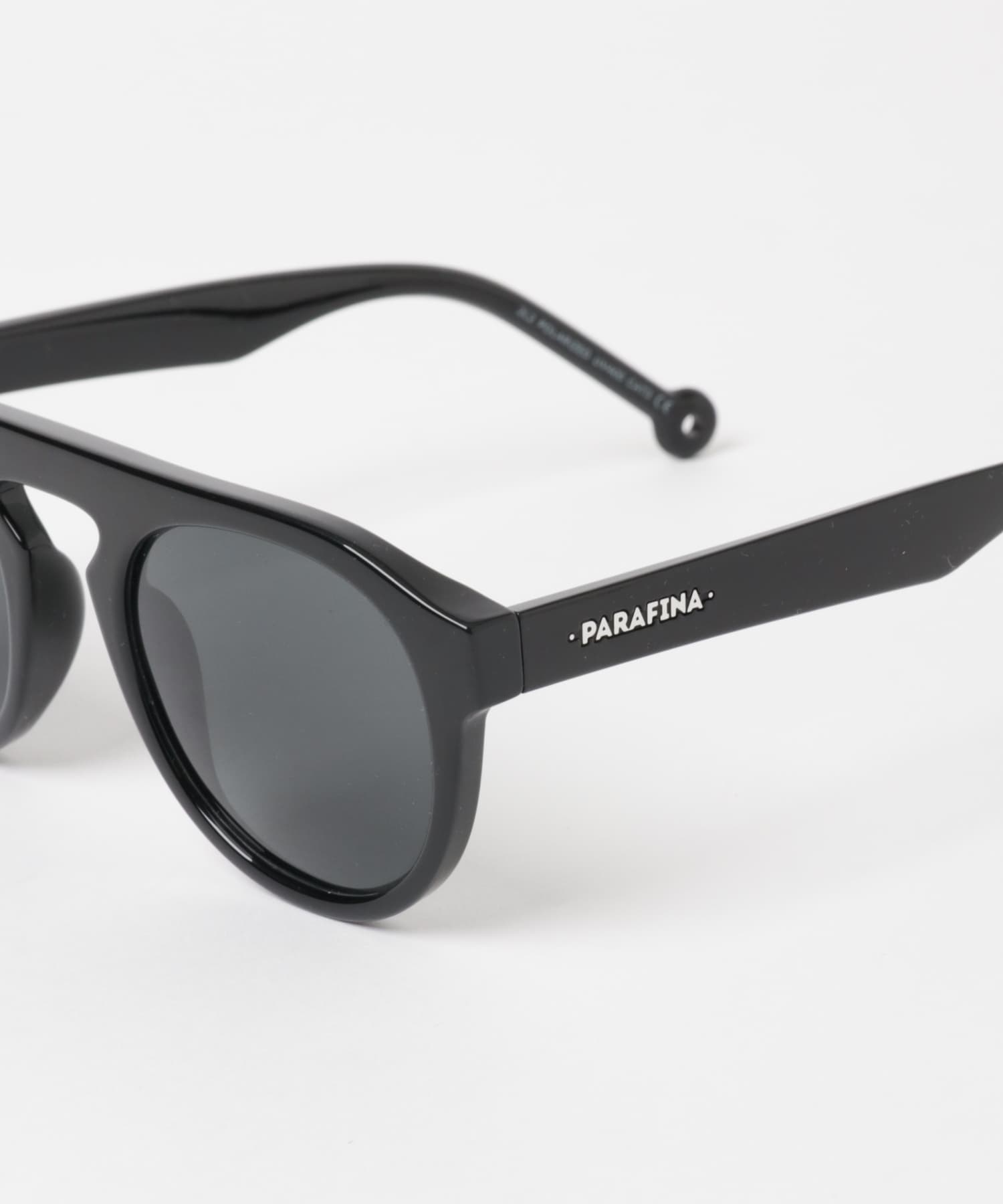 PARAFINA　CORRIENTE BLACK one
