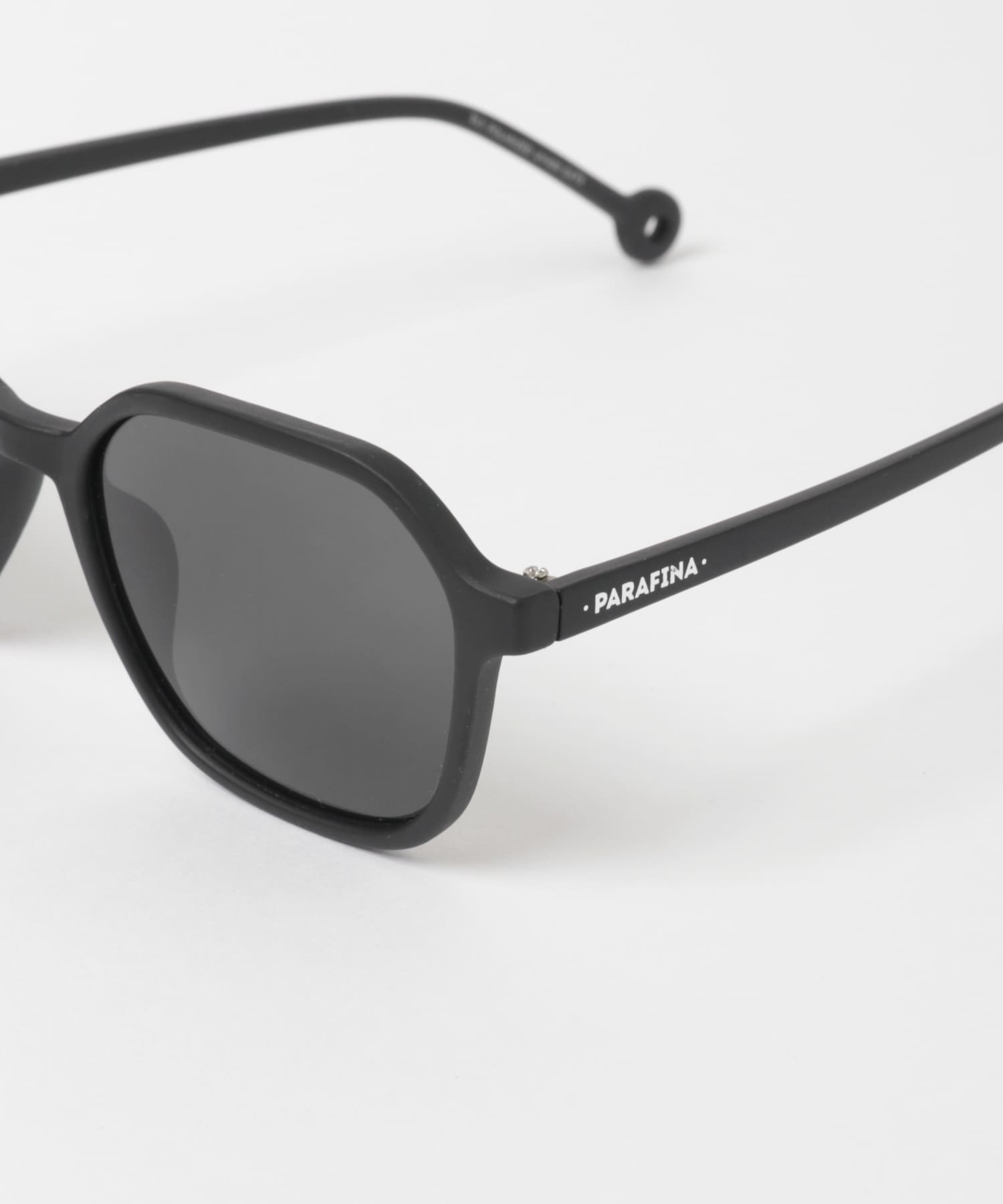 PARAFINA　VALLE BLACK one