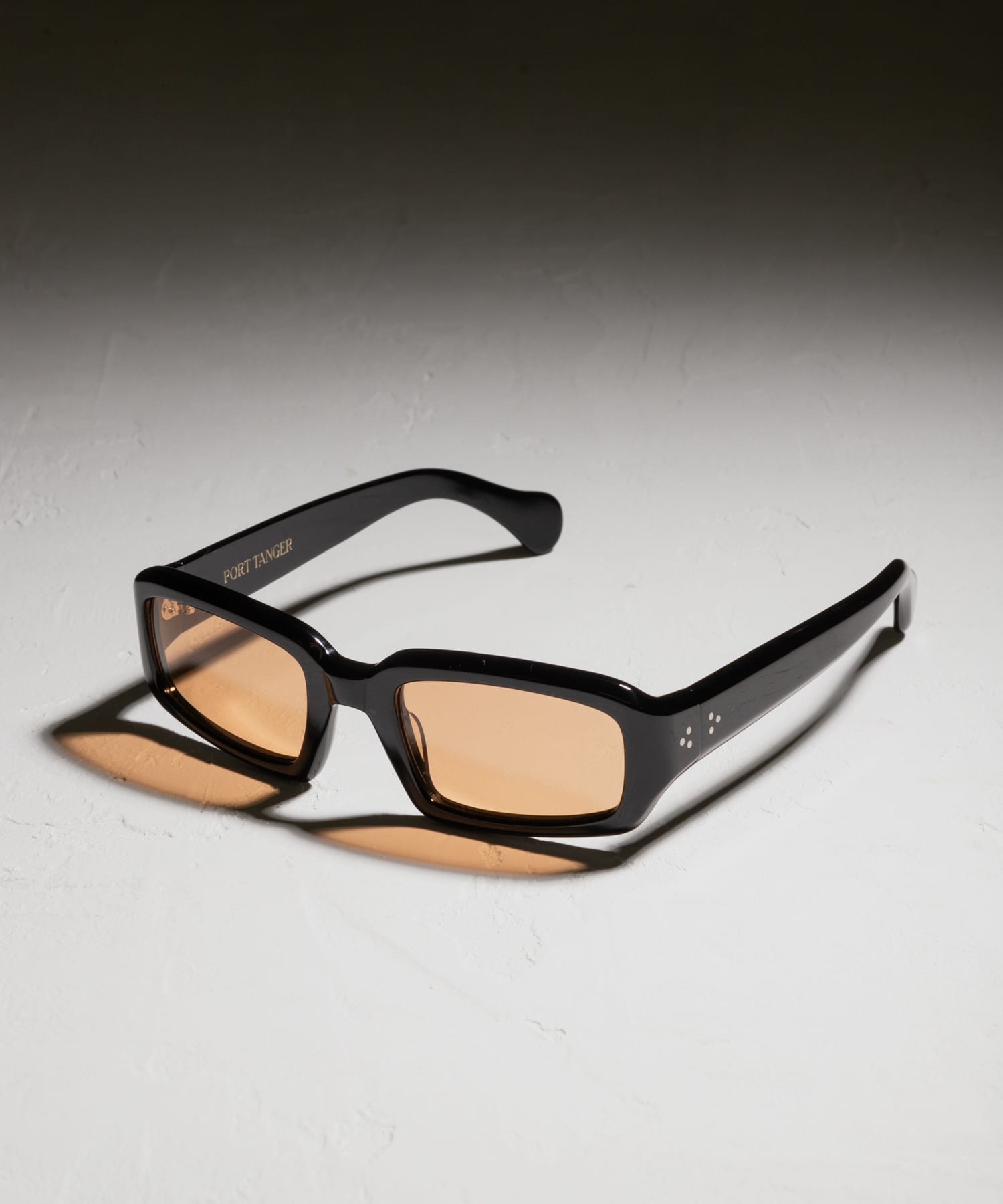 PORT TANGER　Mektoub 02AMBER one