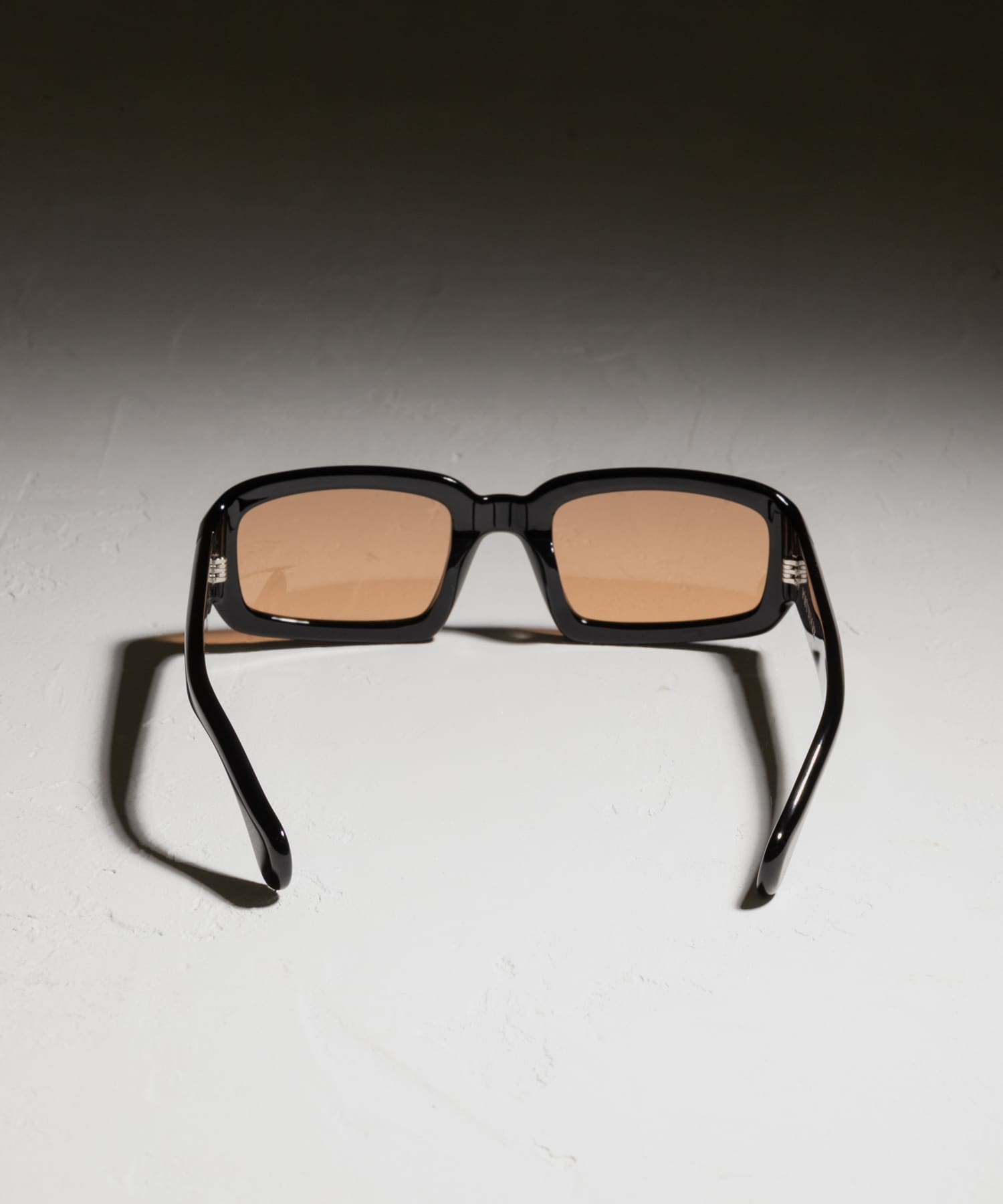 PORT TANGER　Mektoub 02AMBER one