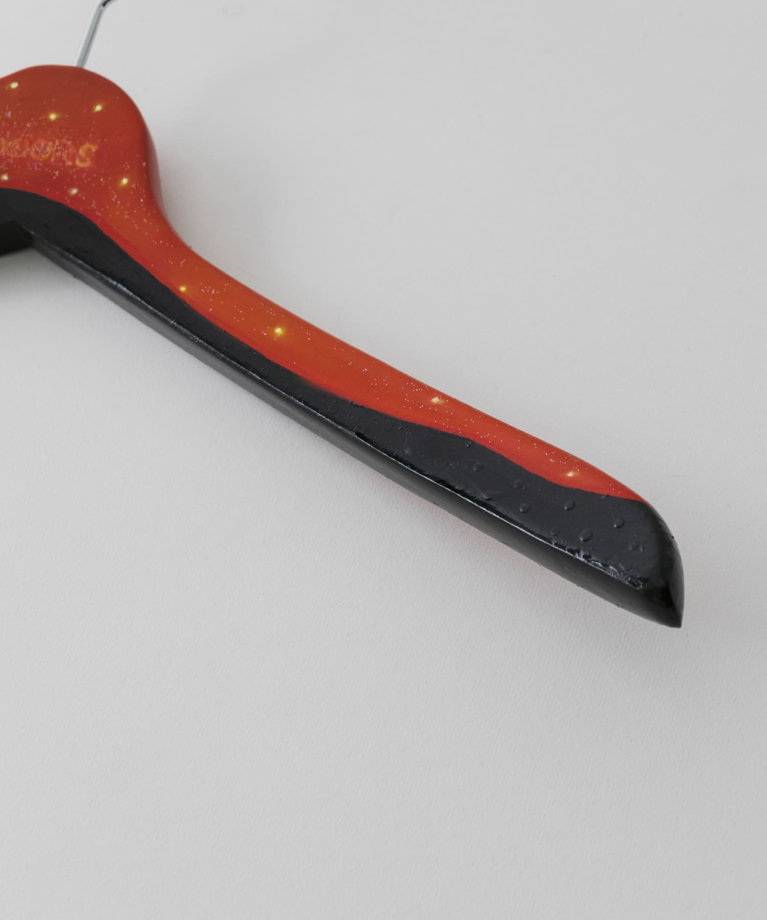 ザ グッドランド マーケット　art hanger miho.n RED FREE