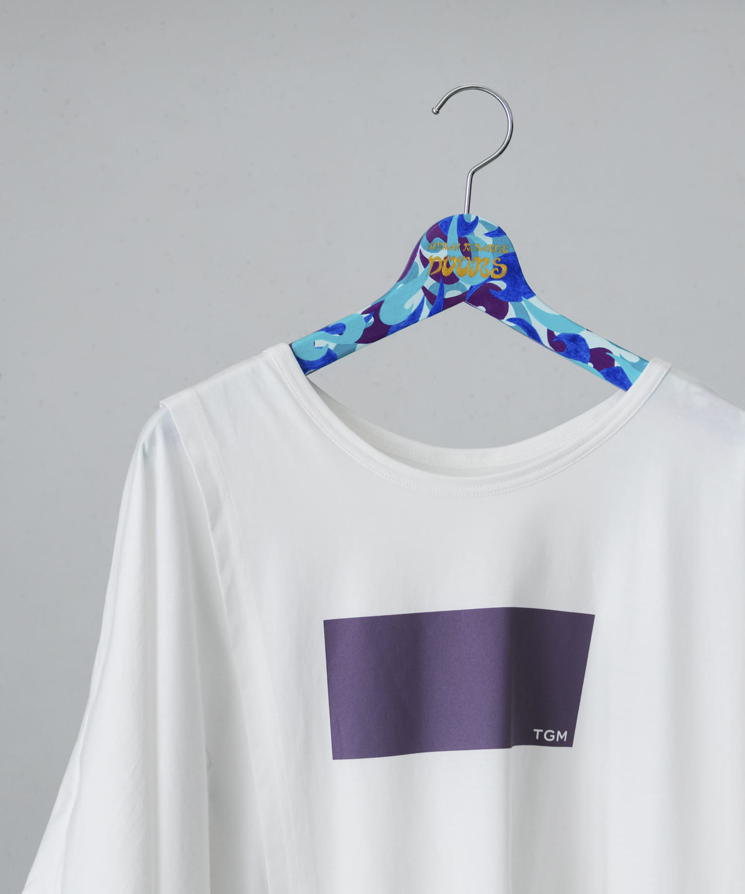 ザ グッドランド マーケット　art hanger Hiro BLUE FREE
