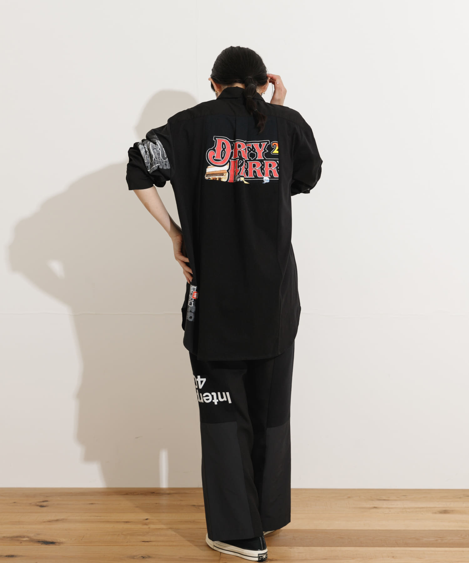 BLACK1